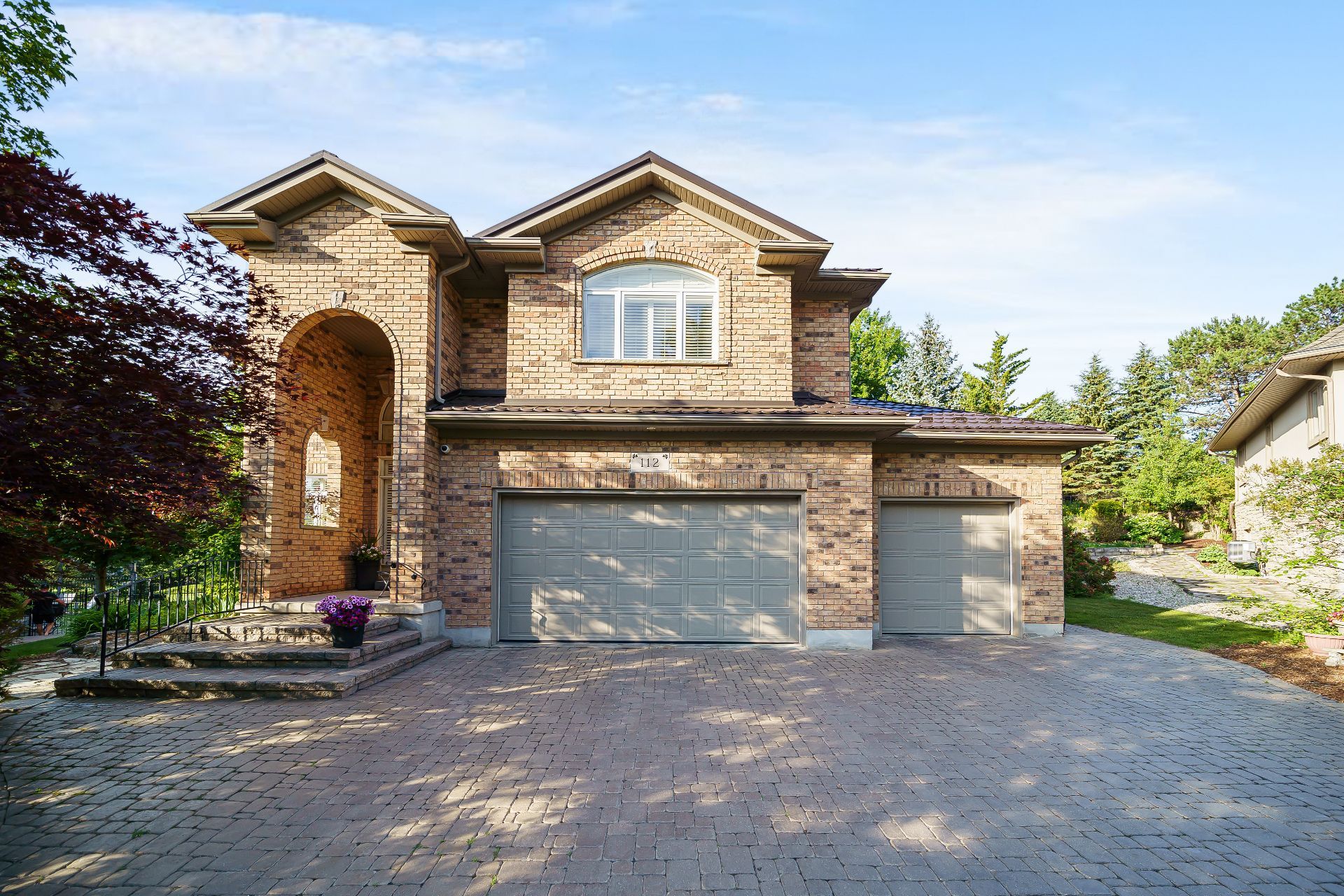 112 Dirksen Court, Kitchener, On N2p 2m1