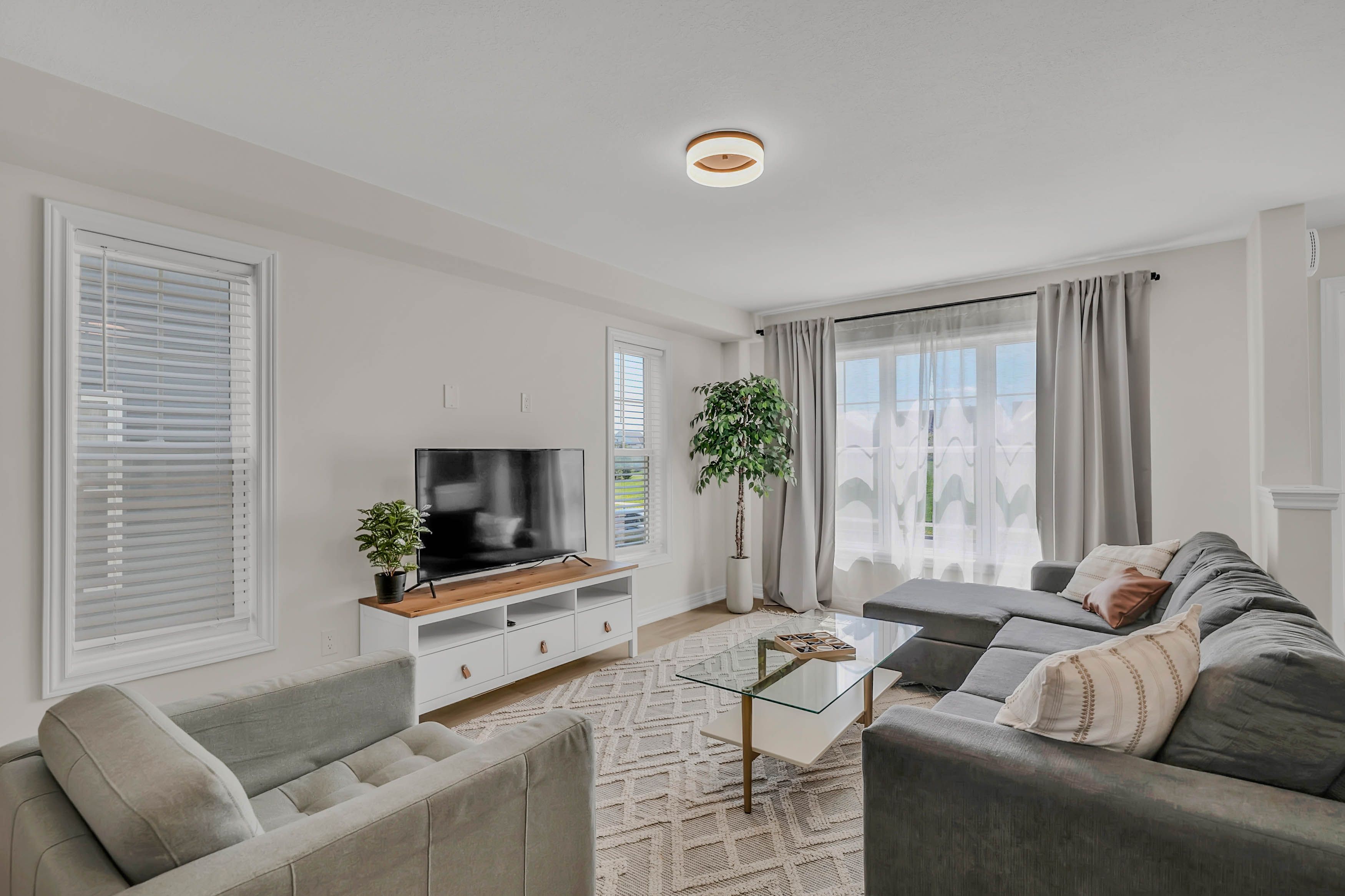 883 Broadway Boulevard, Peterborough, On K9h 0j1