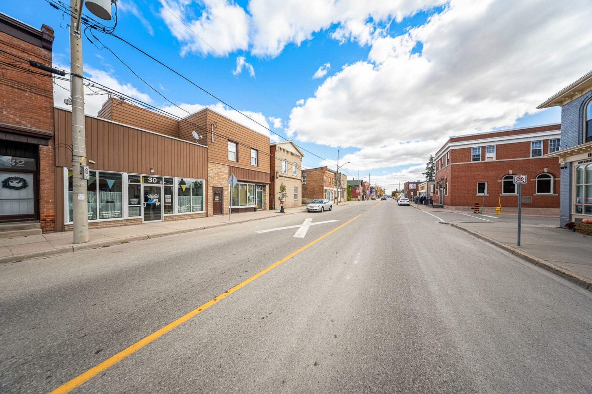 28-30 King Street W, Haldimand, On N0a 1h0