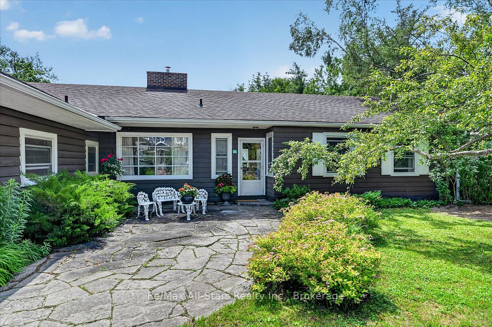 85 Grandy Road, Kawartha Lakes, On K0m 1k0