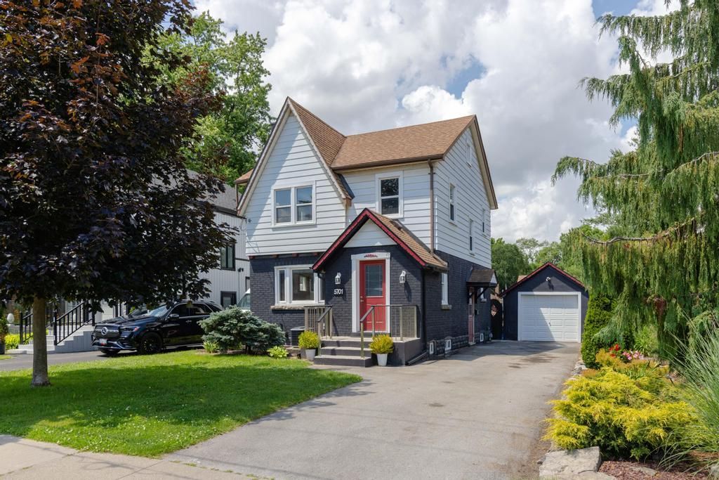 5701 Dorchester Road, Niagara Falls, On L2g 5s5