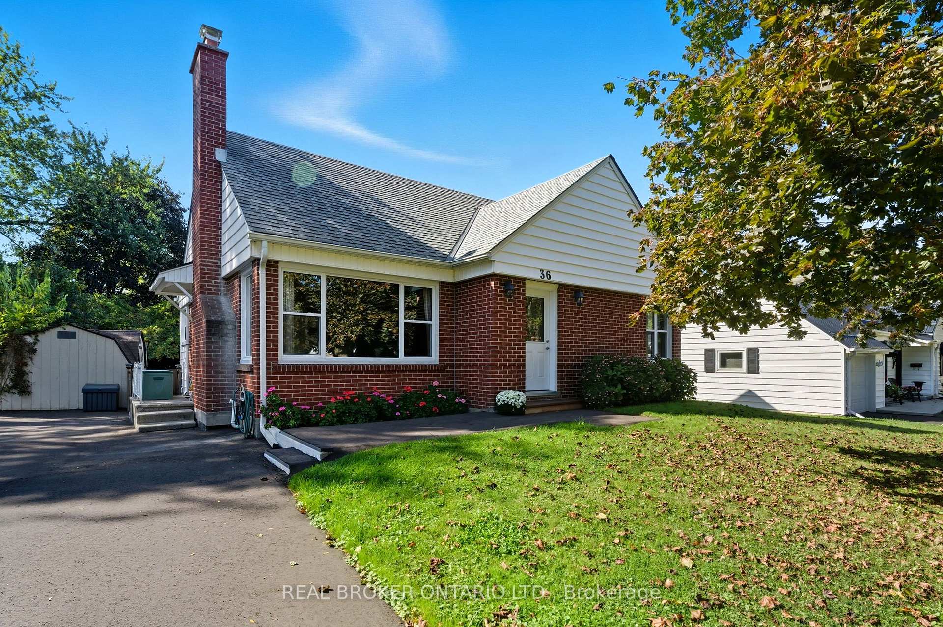 36 Gibson Drive, Norfolk, On N3y 3l3