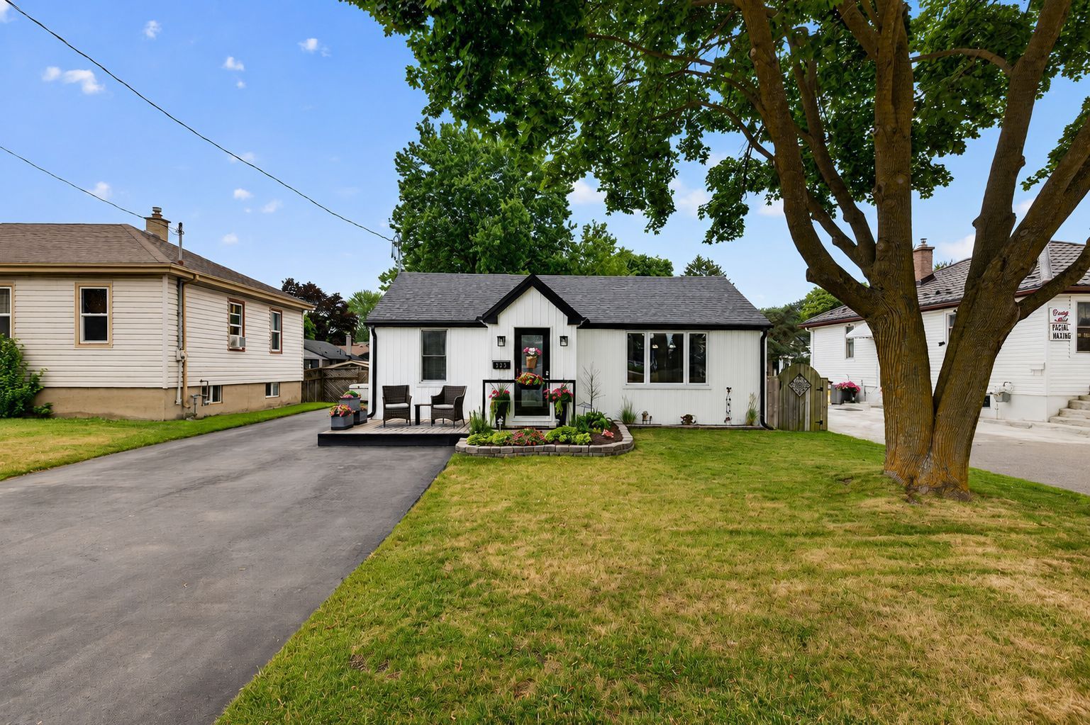 323 Clarke Road, London East, On N5w 5g3