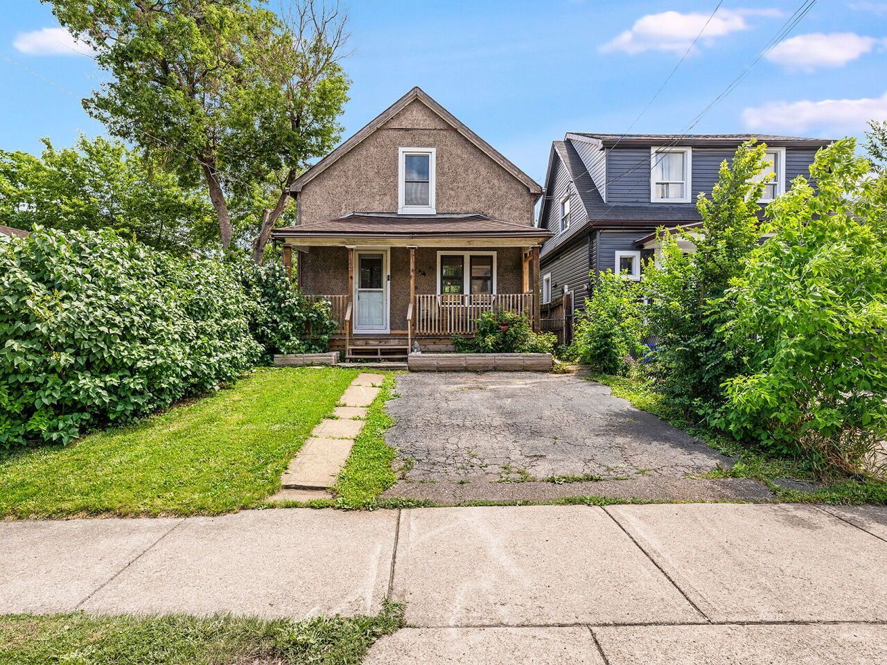52 Stapleton Avenue N, Hamilton, On L8h 3n5