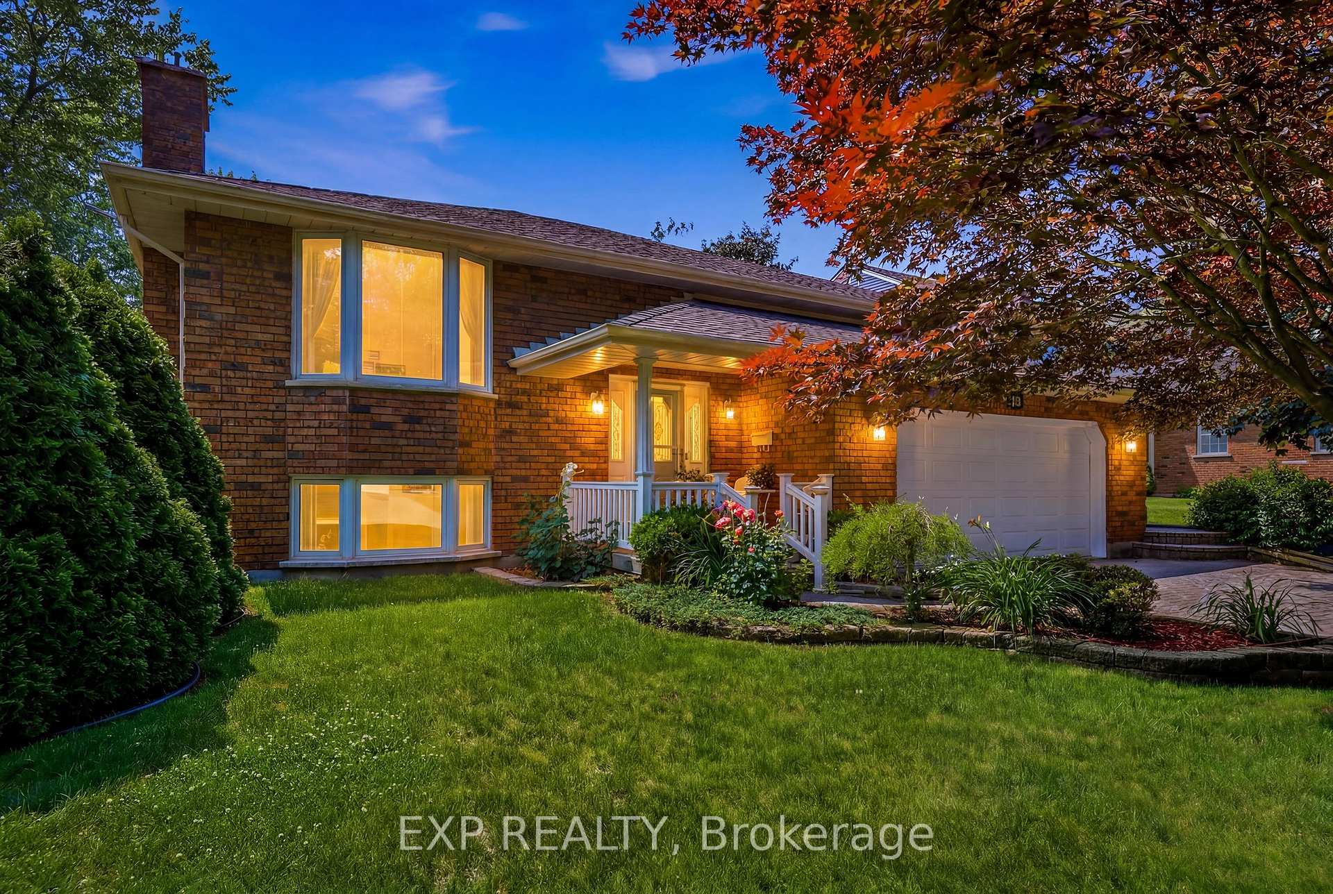 12 Fern Gate, Pelham, On L0s 1e4