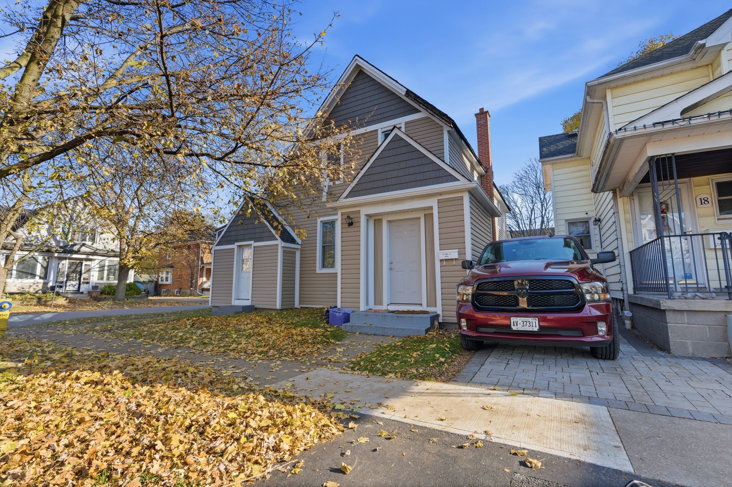 20 Henry Street, St. Catharines, On L2r 5t3