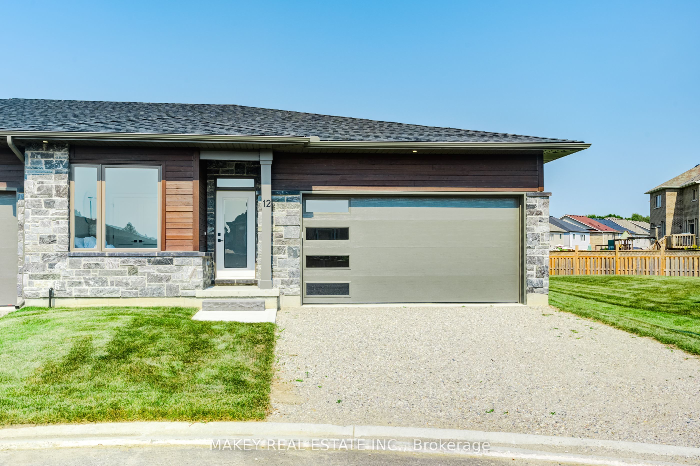 269 Pittock Park Road 21, Woodstock, On N4s 7w2