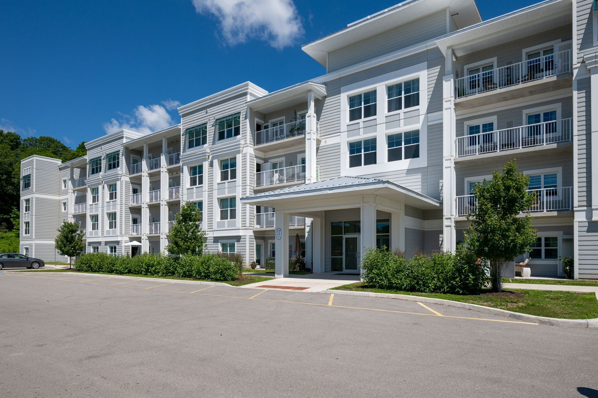 100 The Promenade 211, Central Elgin, On N5l 0b7