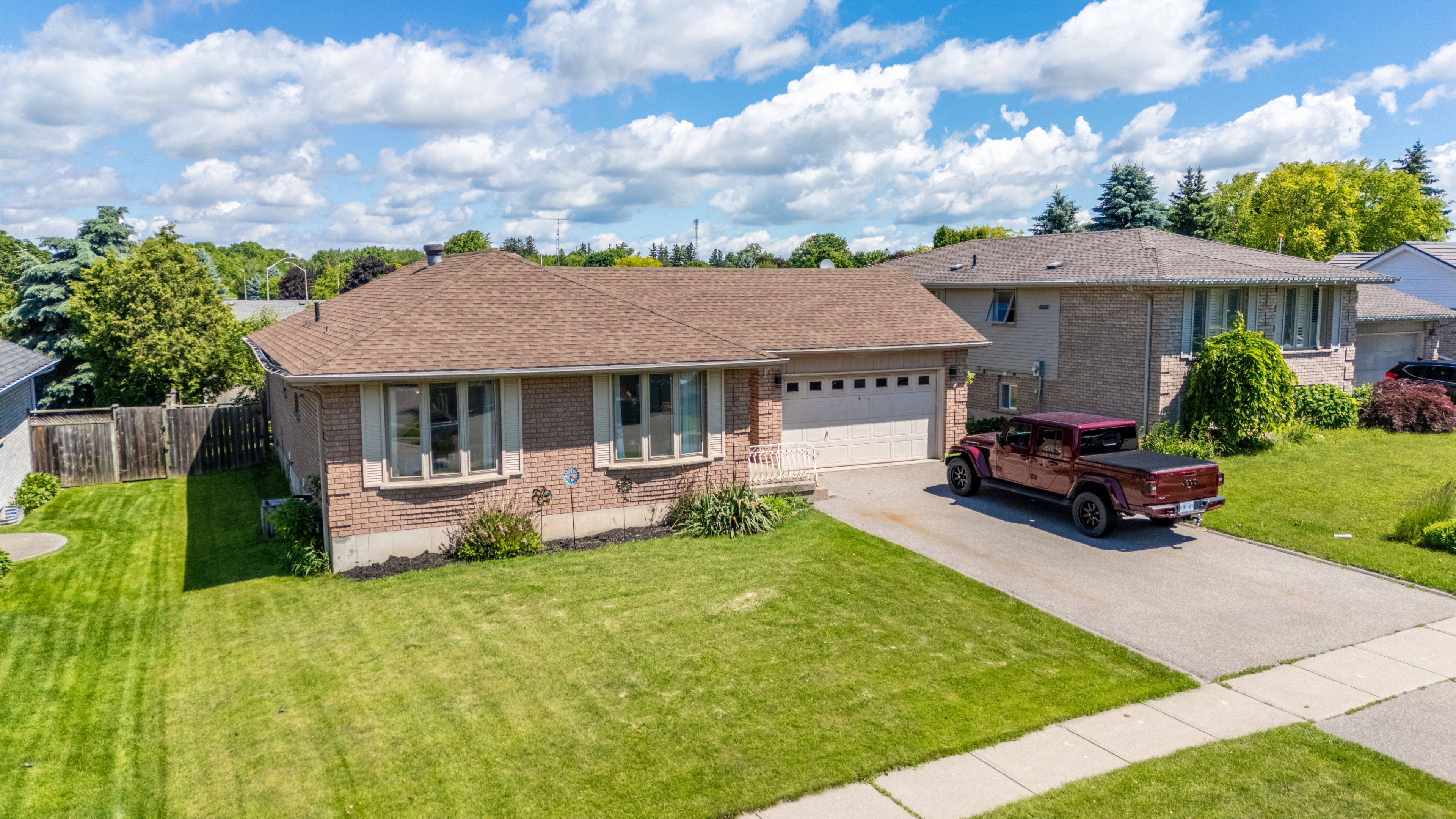 19 Windsor Drive, Brant, On N0e 1n0