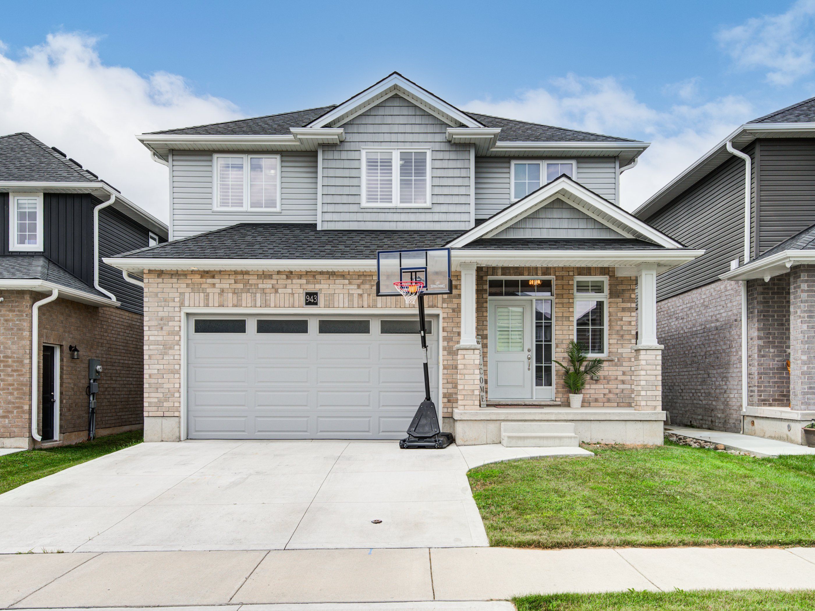 943 Downing Drive N, Woodstock, On N4t 0e1