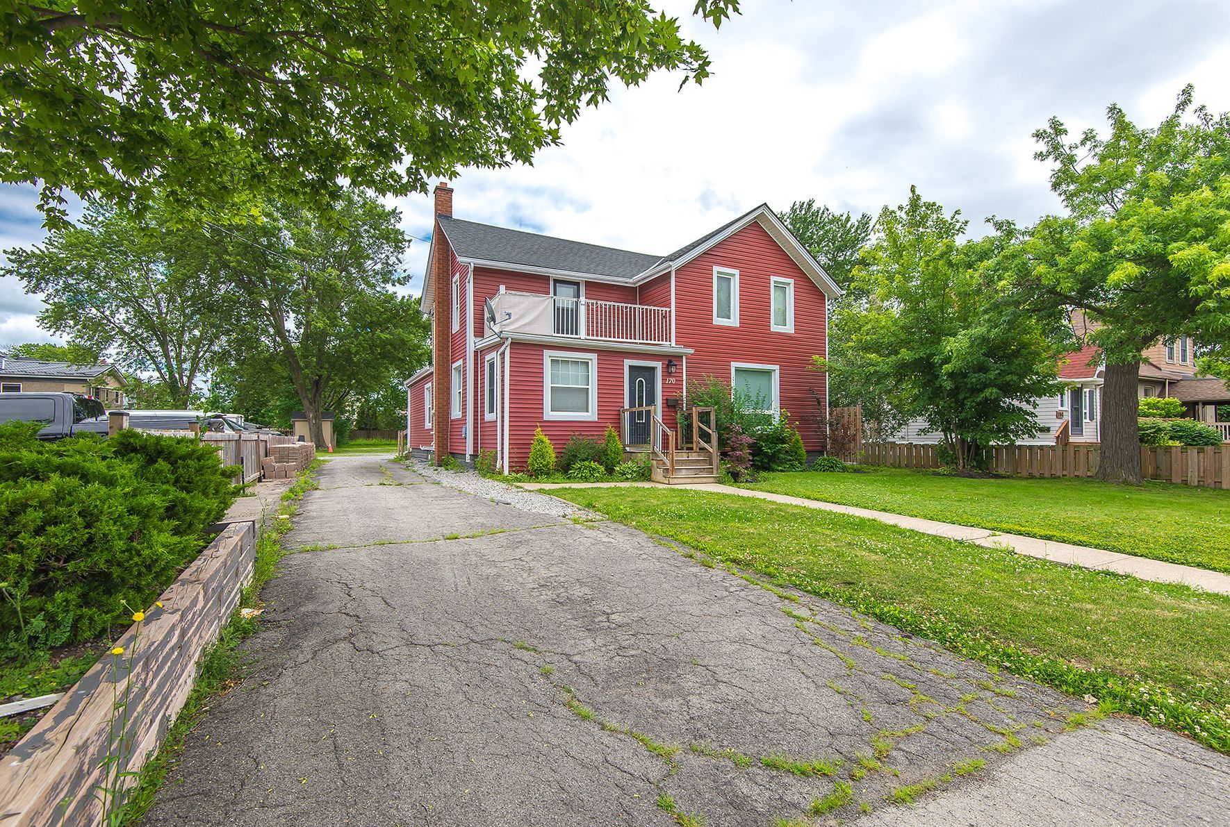 170 Hellems Avenue E, Welland, On L3b 3b4