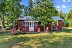 77a Christopher Lane, Horton, On K7v 3z8
