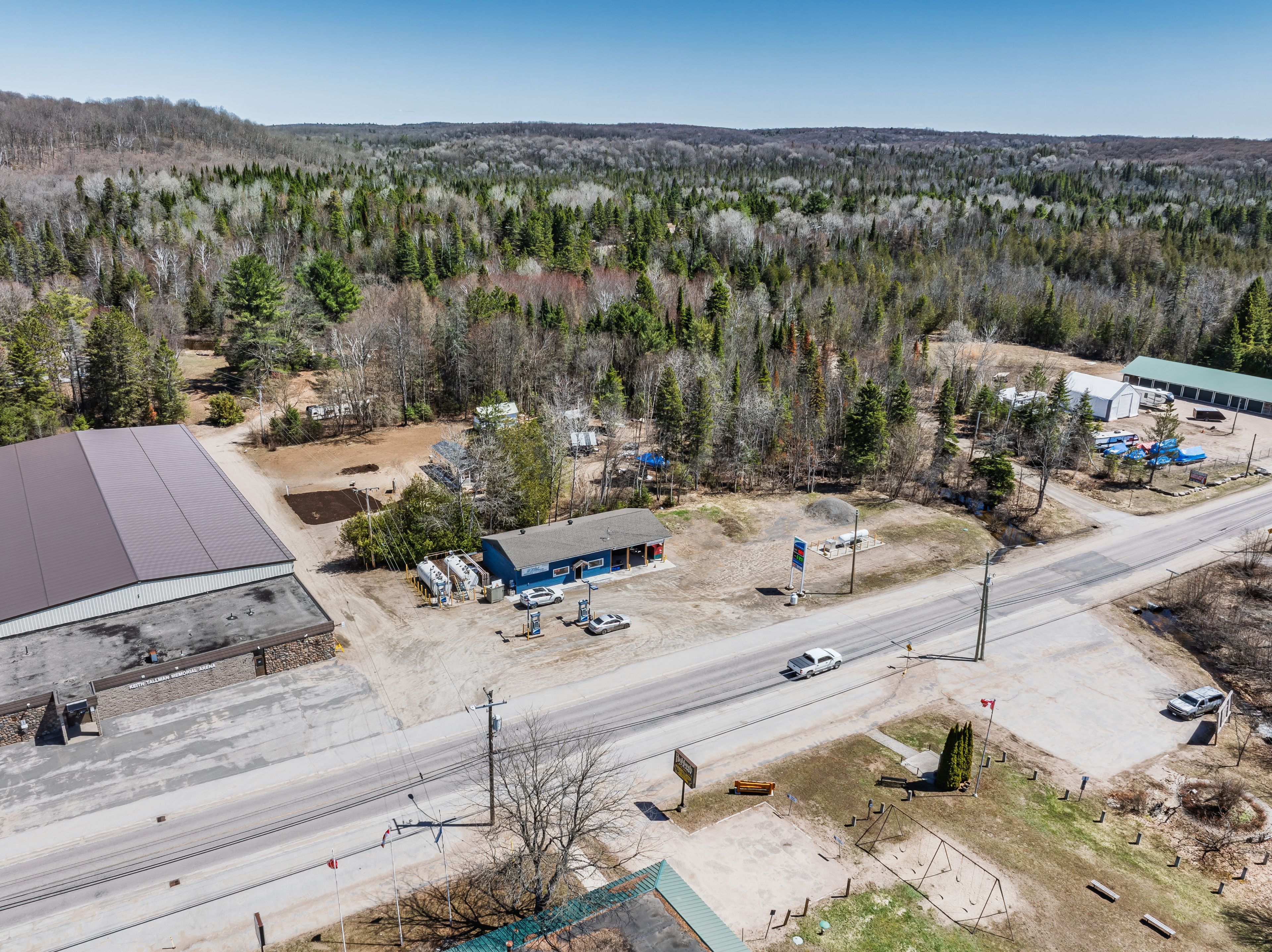 2246 Loop Road, Highlands East, On K0l 3c0