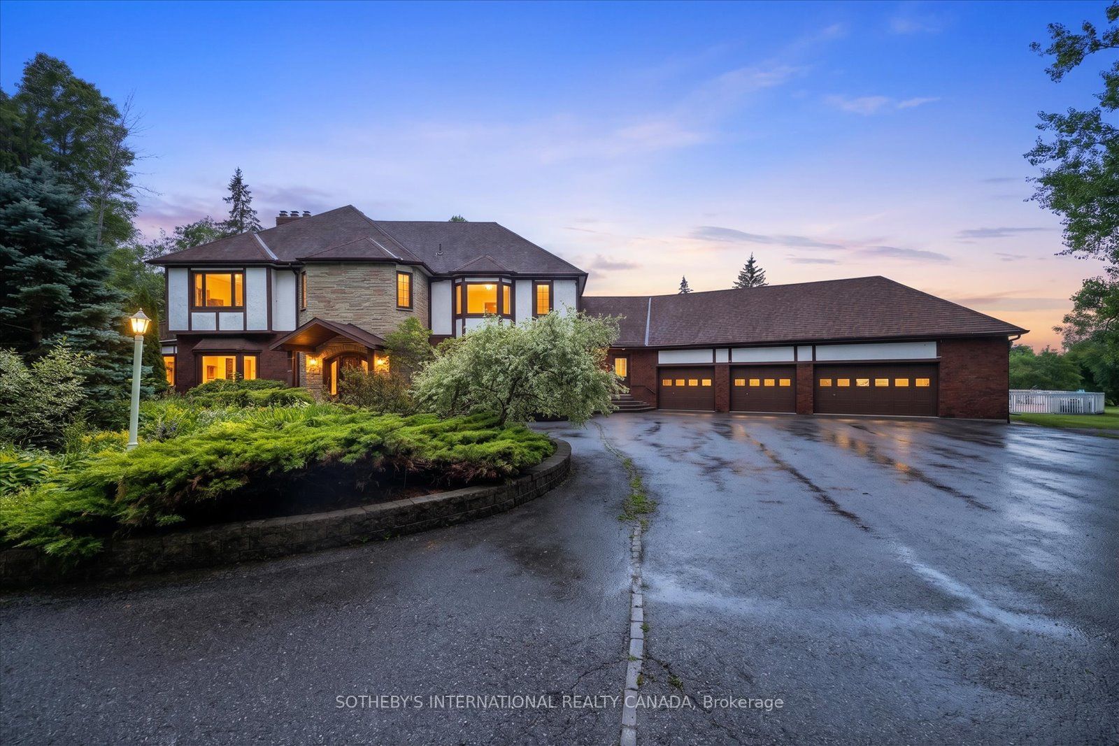 1515 Hawkswood Drive, Selwyn, On K0l 1t0