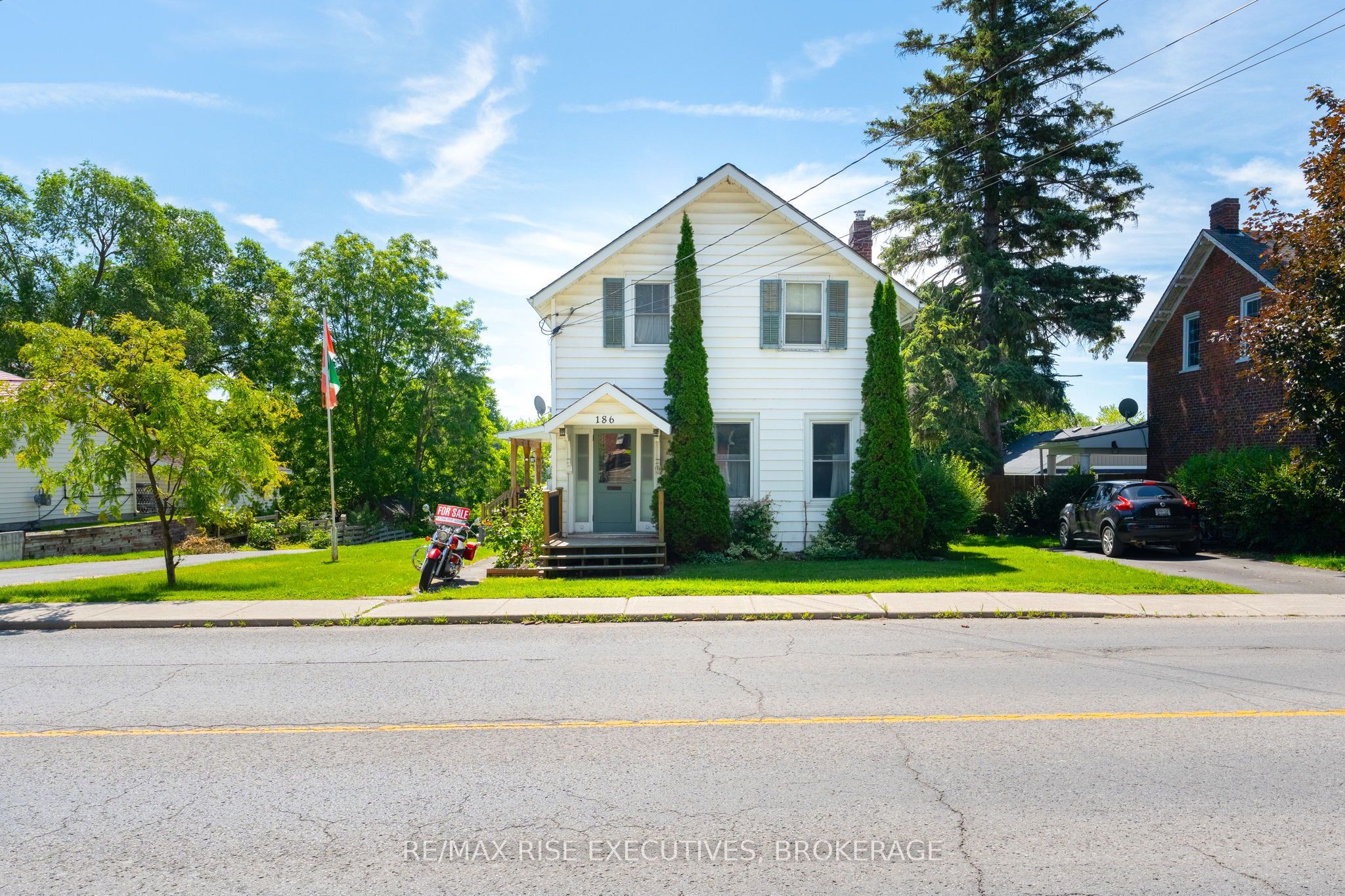 186 Bridge Street W, Greater Napanee, On K7r 2e4