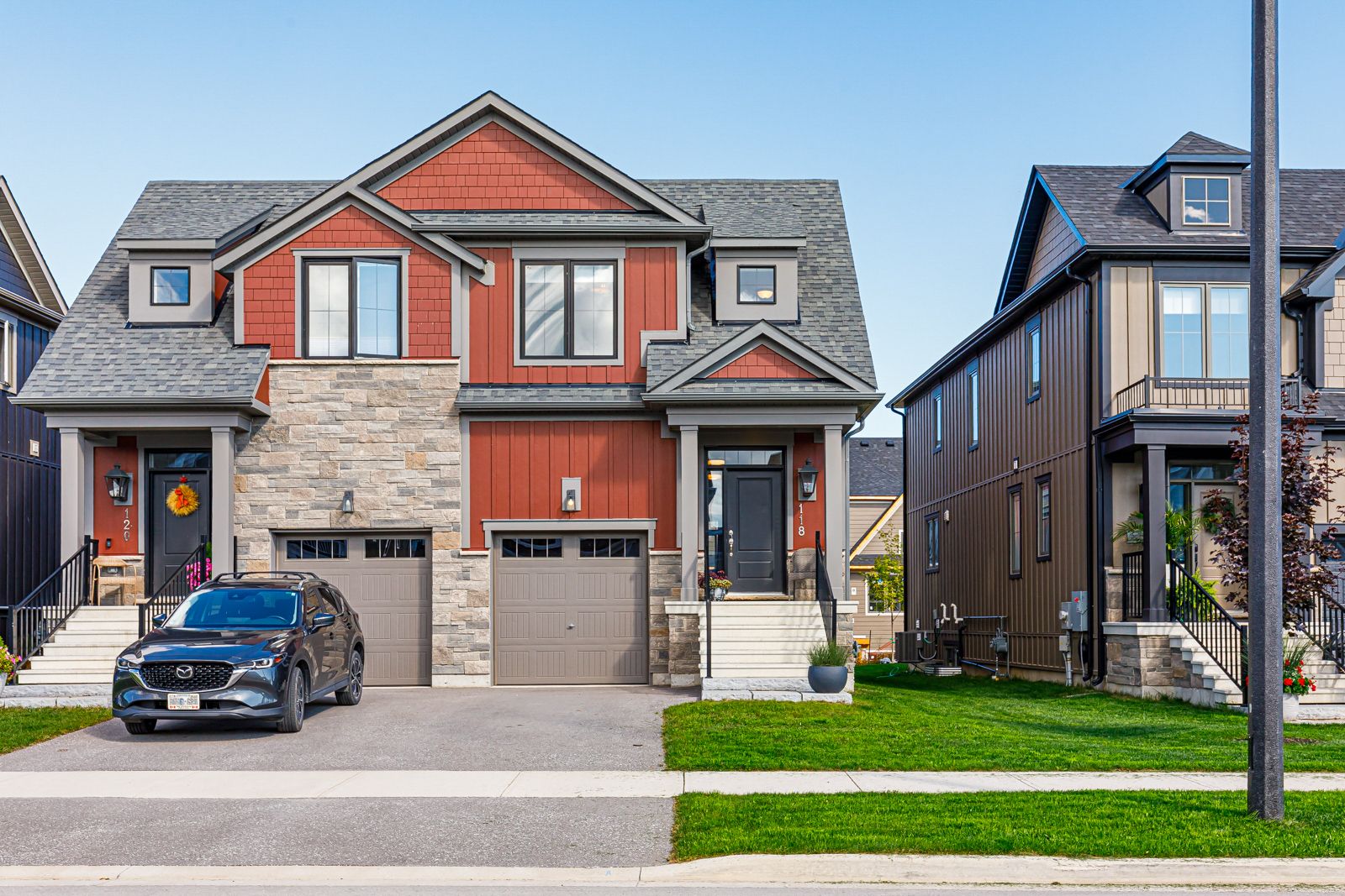 118 Sycamore Street, Blue Mountains, On L9y 4e2