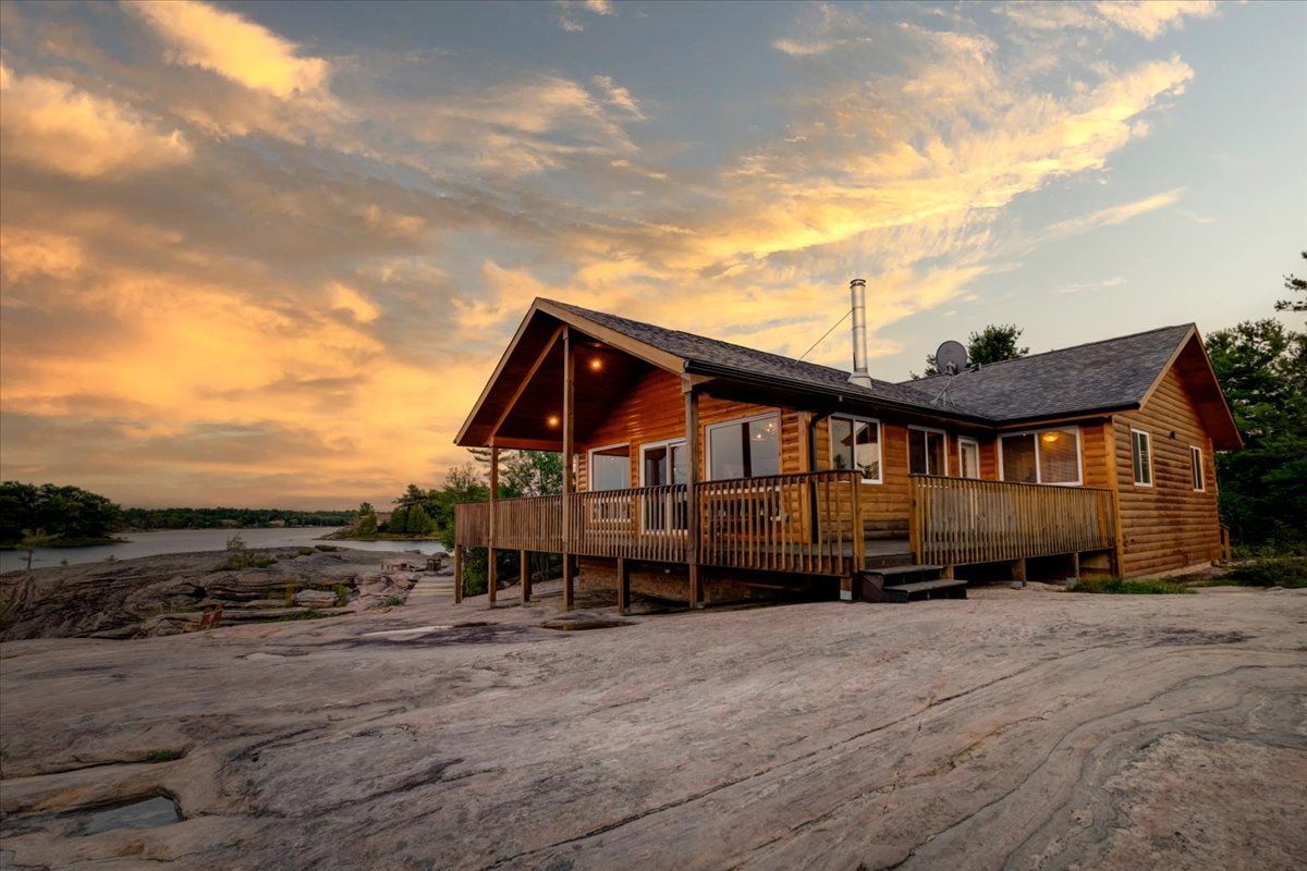 4 263 C (Langhorn) Island, Carling, On P0g 1g0