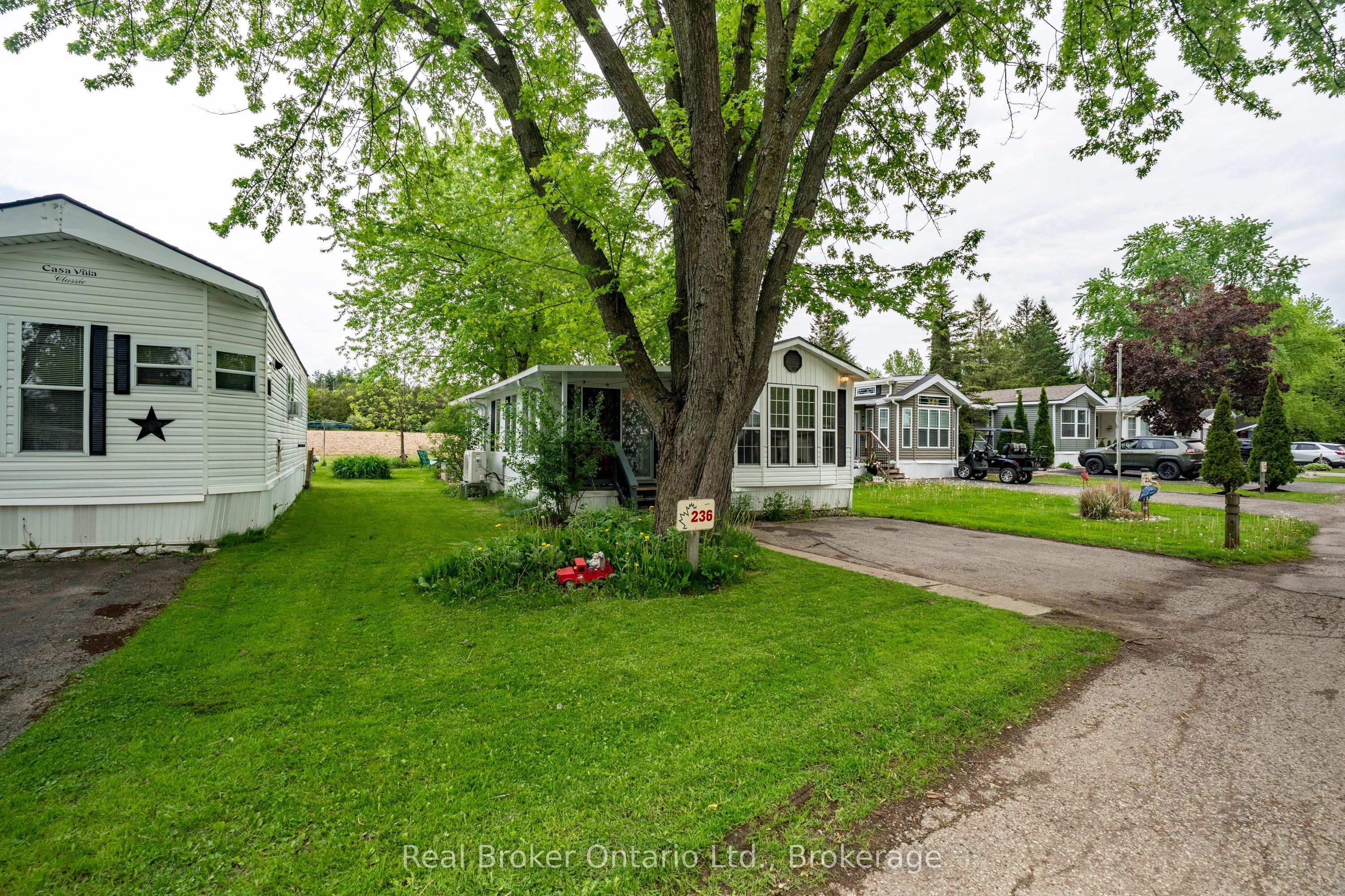 580 Beaver Creek Road 236, Waterloo, On N2j 3z4