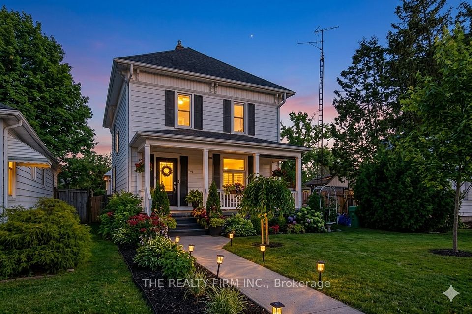 422 Greenfield Street, Petrolia, On N0n 1r0