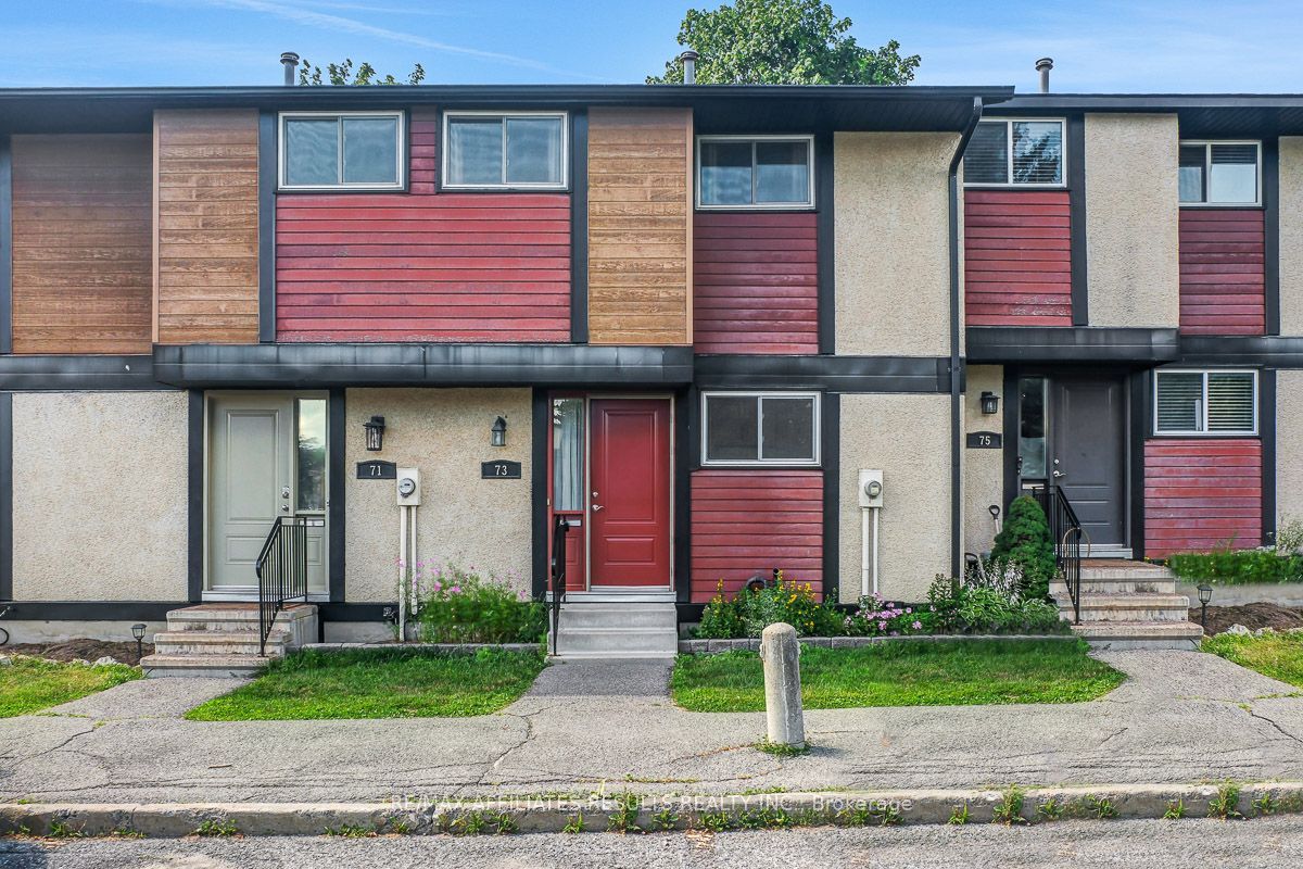 73 Mcclintock Way 94, Kanata, On K2l 2a3