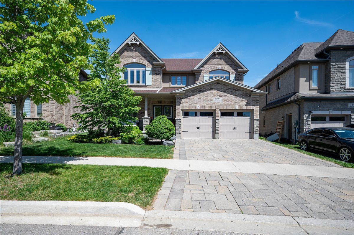 787 Snowberry Court, Waterloo, On N2v 0e7