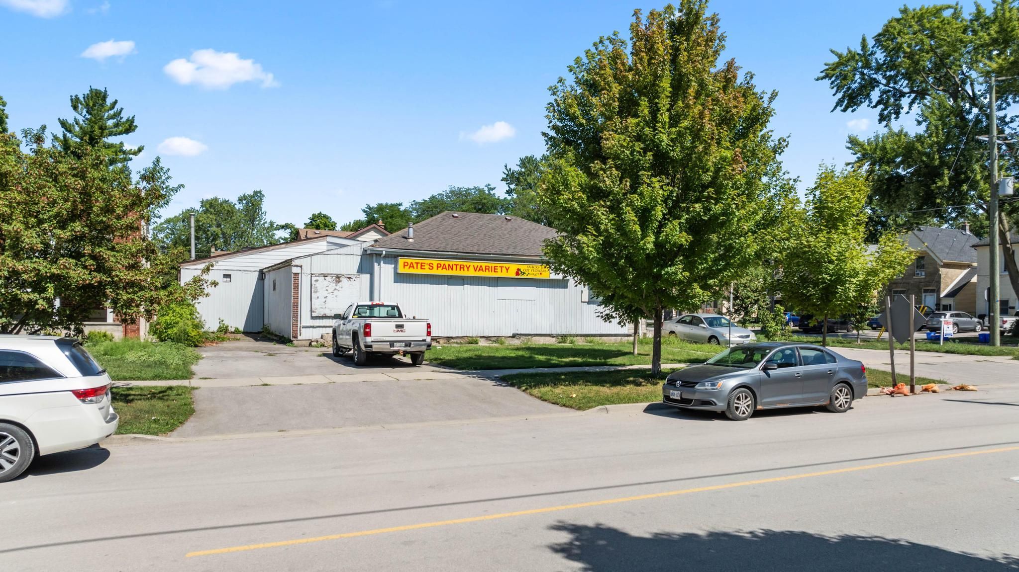 131 Waterloo Street, London East, On N6b 2m7