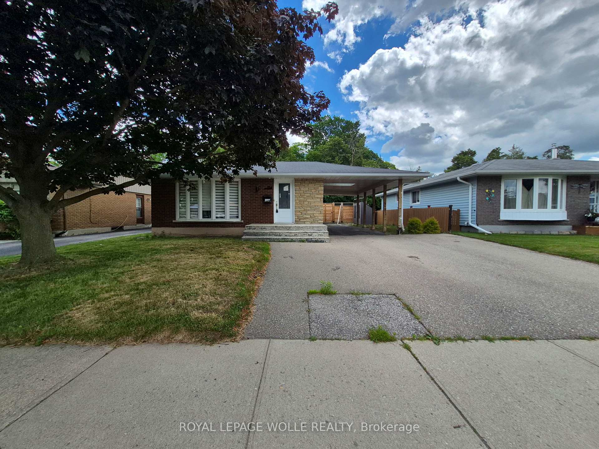 154 Appalachian Crescent, Kitchener, On N2e 1a4