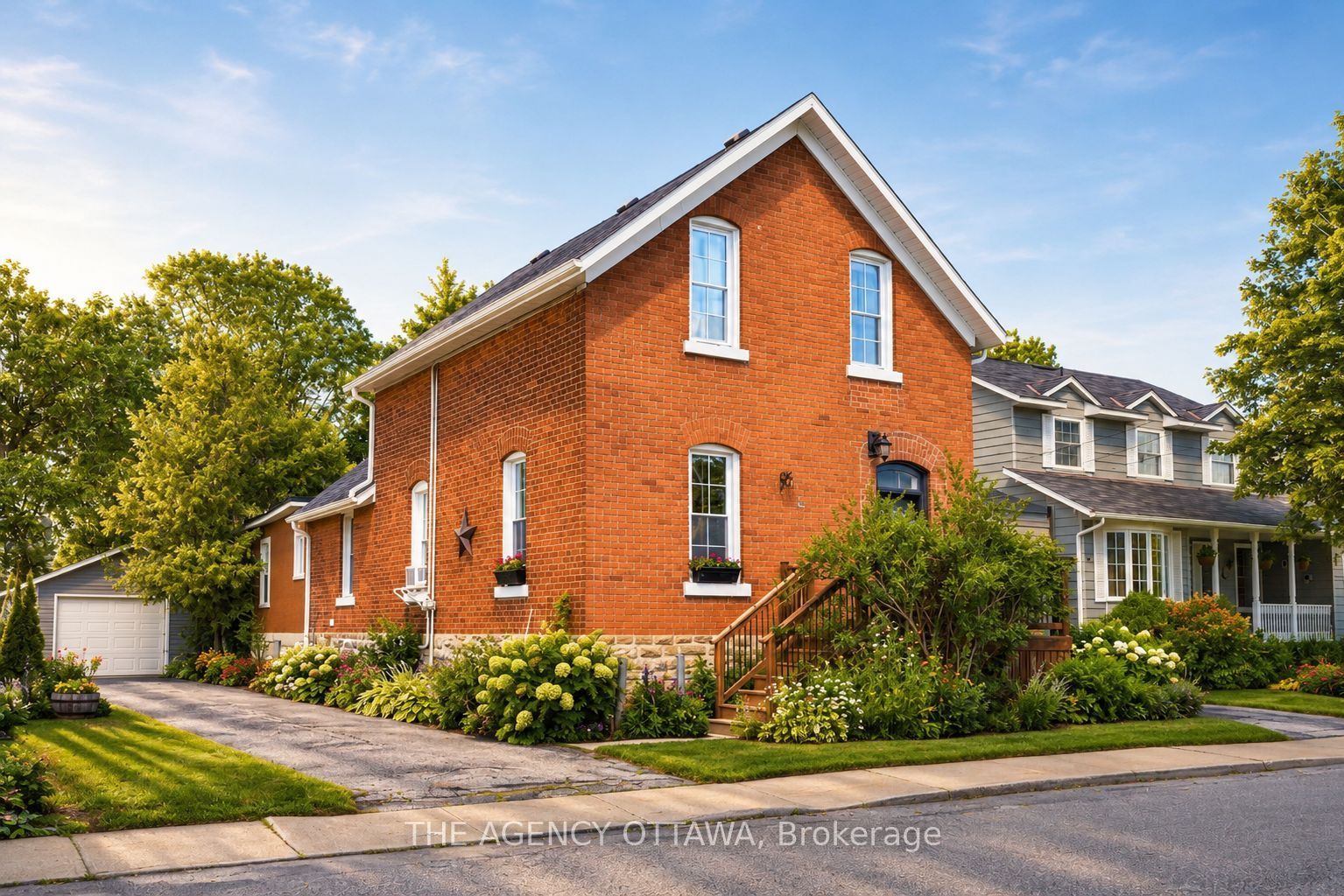 33 Napoleon Street A & B, Carleton Place, On K7c 2x4