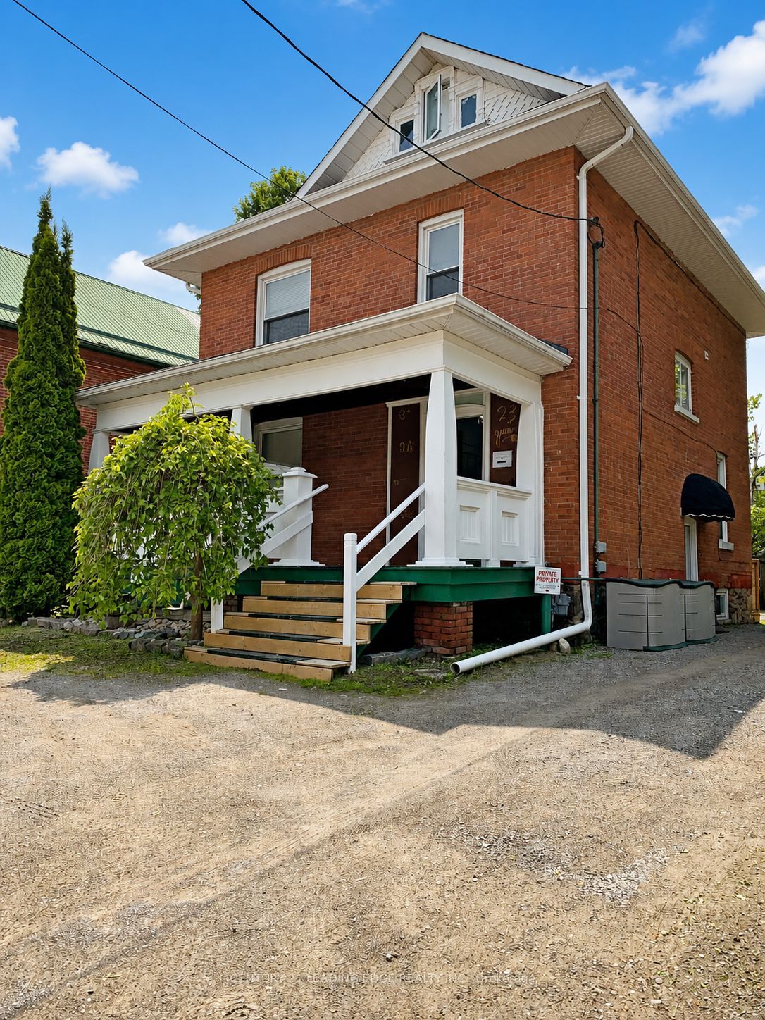 23 Queen Street, Kawartha Lakes, On K9v 1g1