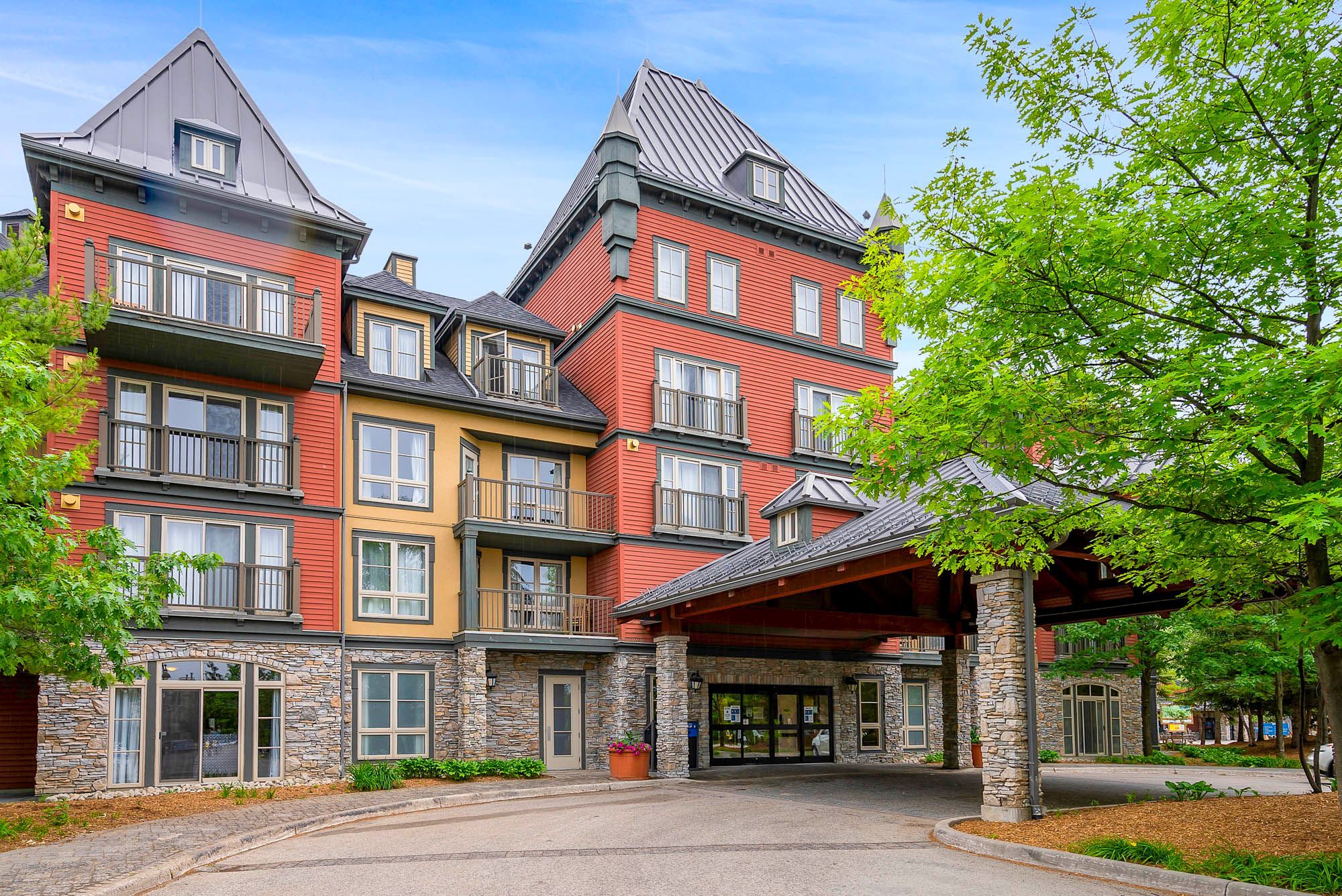156 Jozo Weider Boulevard 139, Blue Mountains, On L9y 0v2