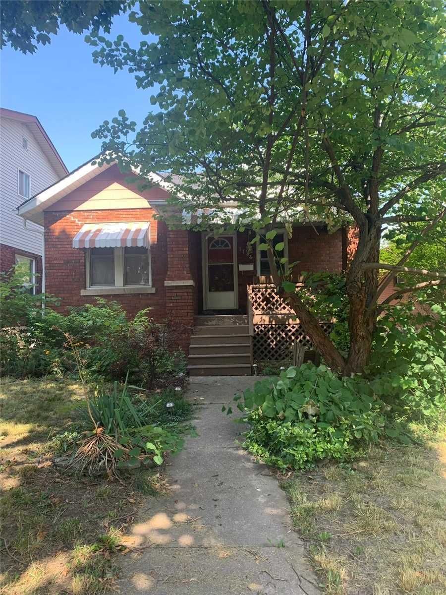 1184 Janette Avenue, Windsor, On N9a 5a7