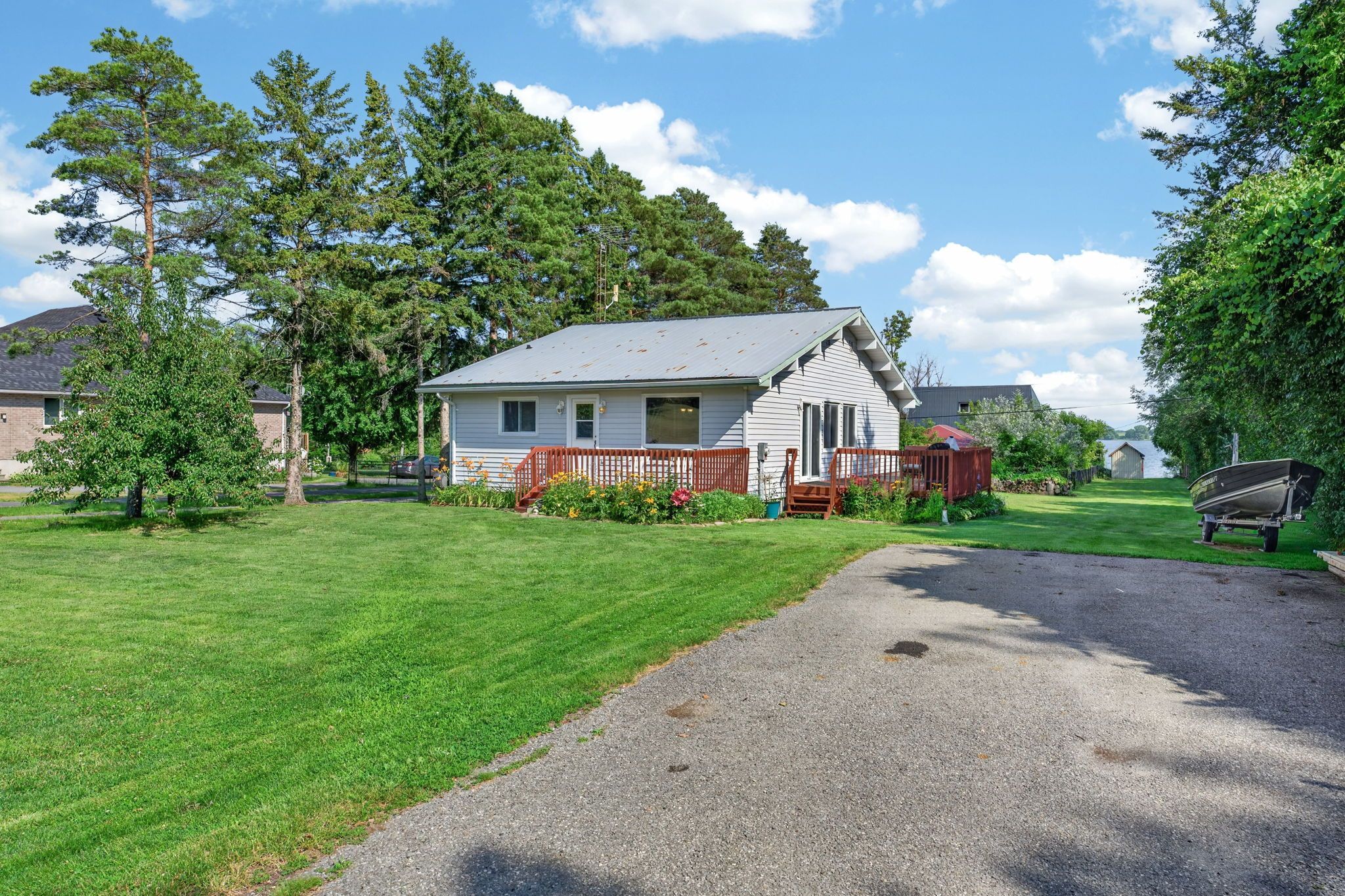 54 Bayview Drive, Greater Napanee, On K7r 3k8