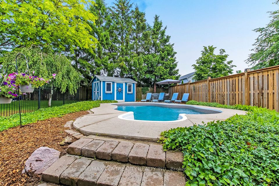 96 Carrie Crescent, St. Thomas, On N5r 6c2