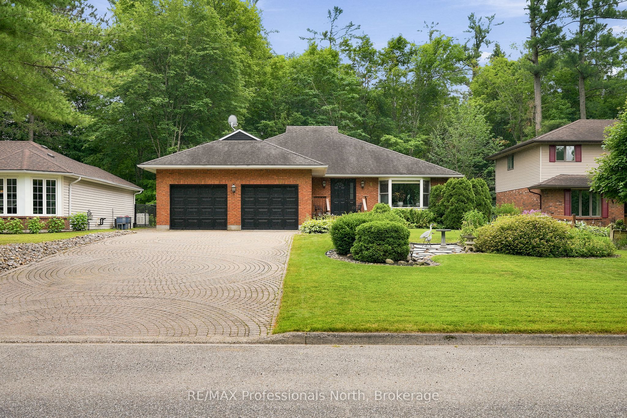 8 Palmer Court, Bracebridge, On P1l 1k5