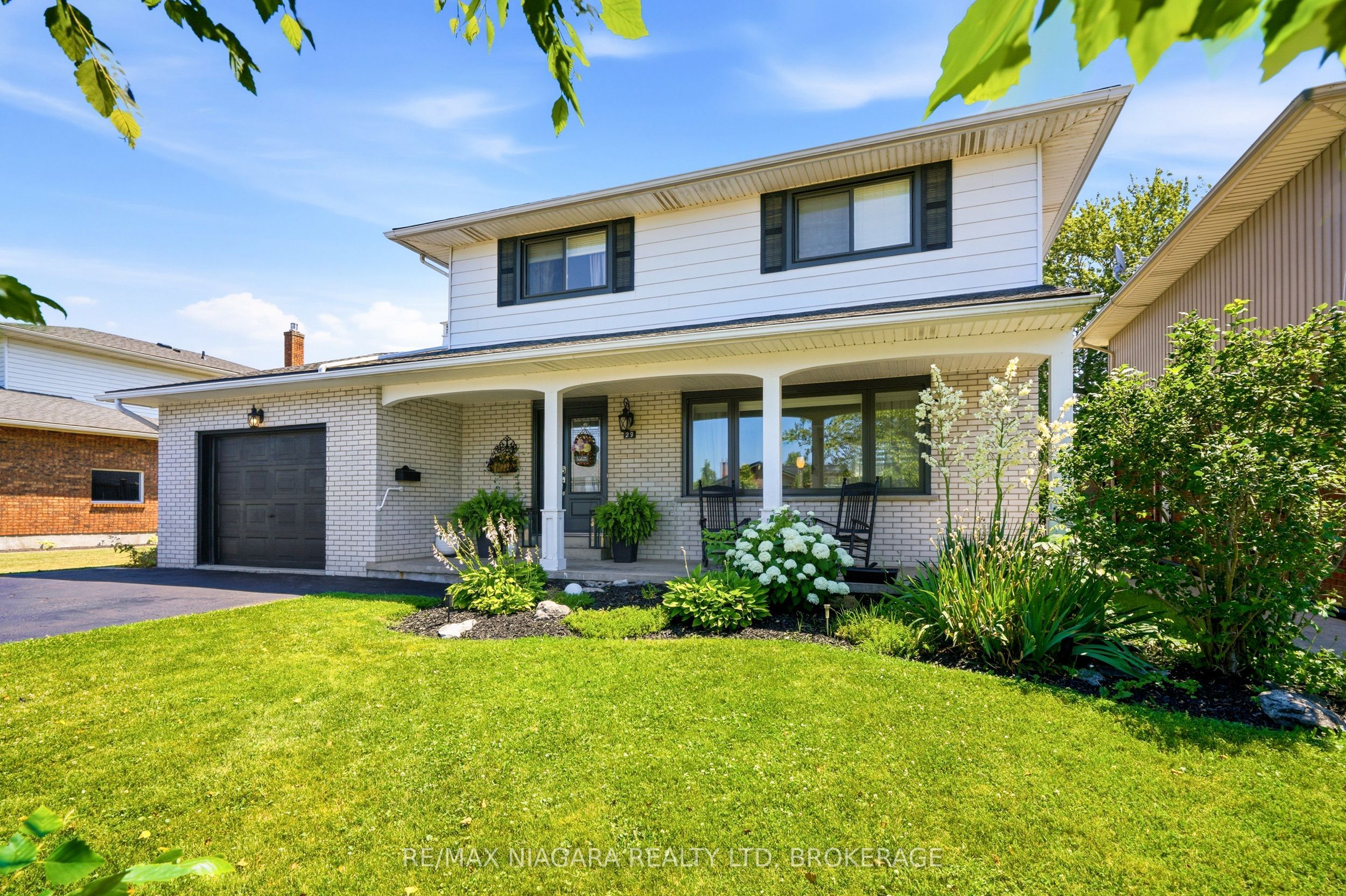 29 Rose Avenue, Port Colborne, On L3k 2v3