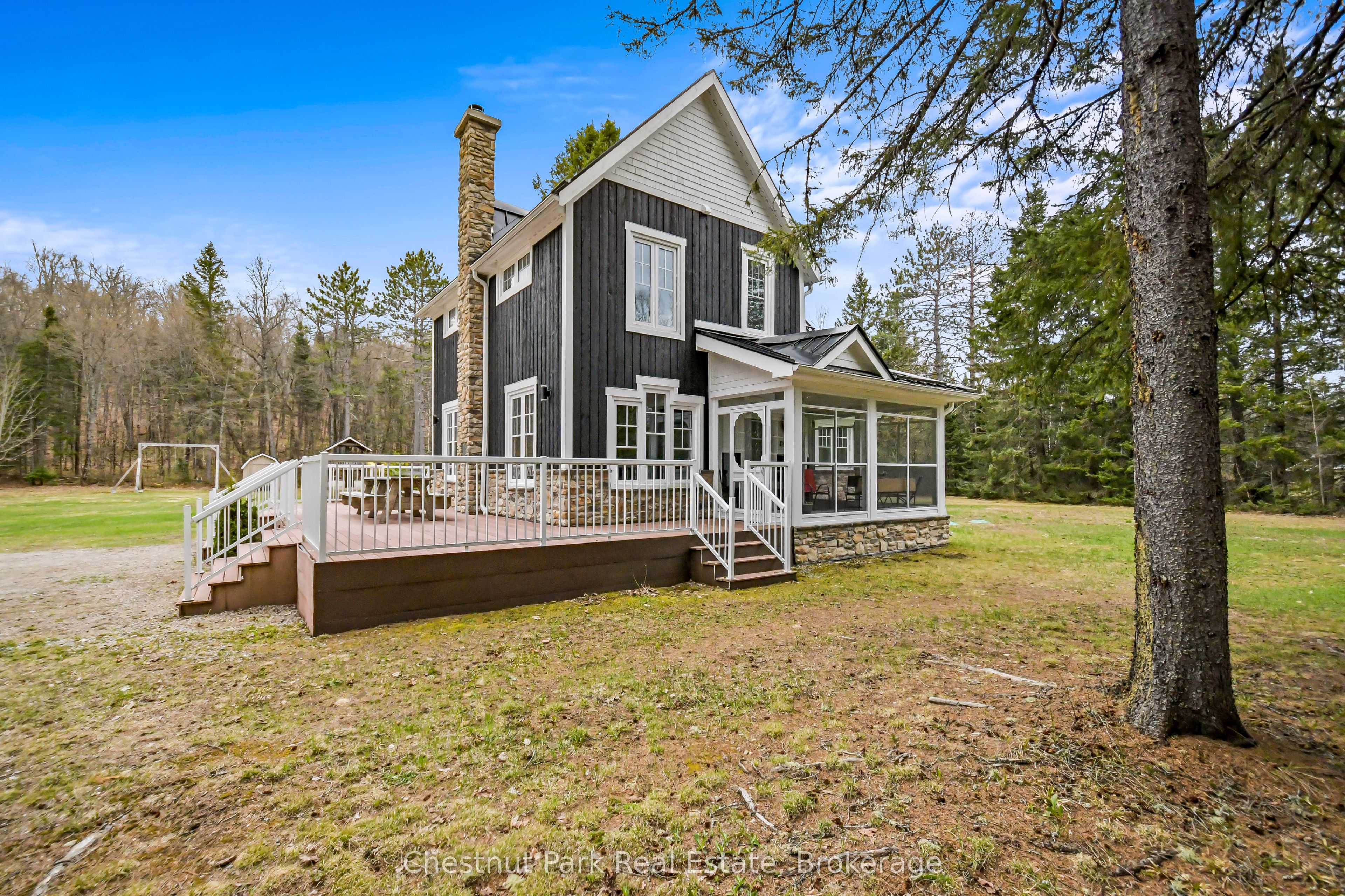 12 Emsdale Lake Road, Perry, On P0a 1j0