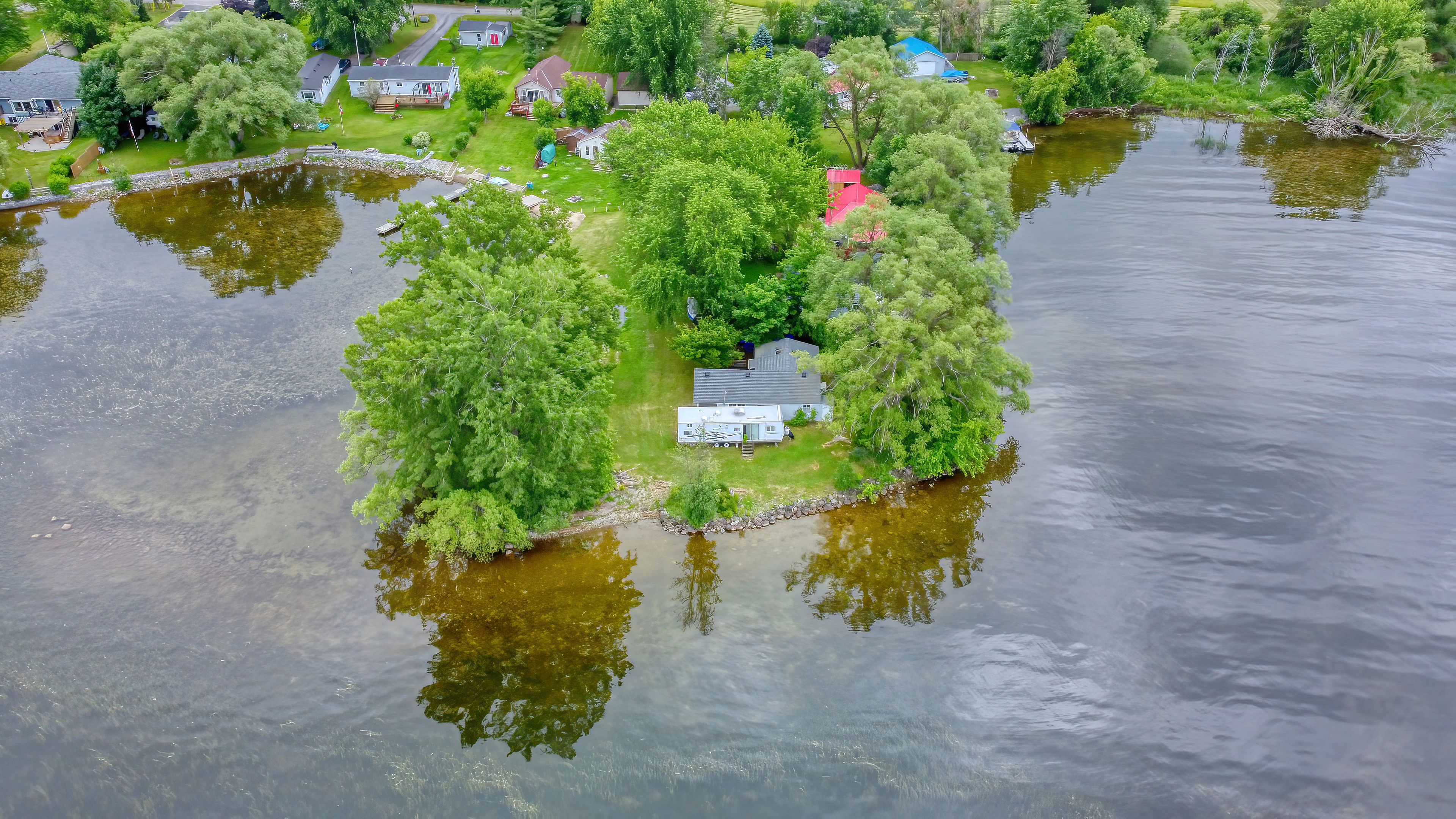 94 Willow Point Lane, Greater Napanee, On K7r 3k7