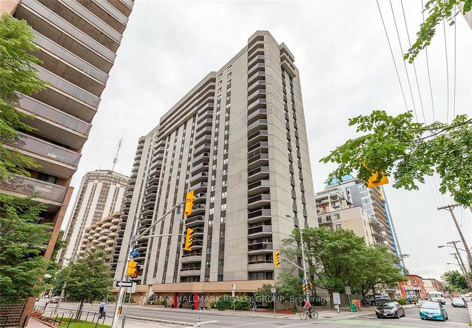 470 Laurier Avenue W 902, Ottawa Centre, On K1r 7w9