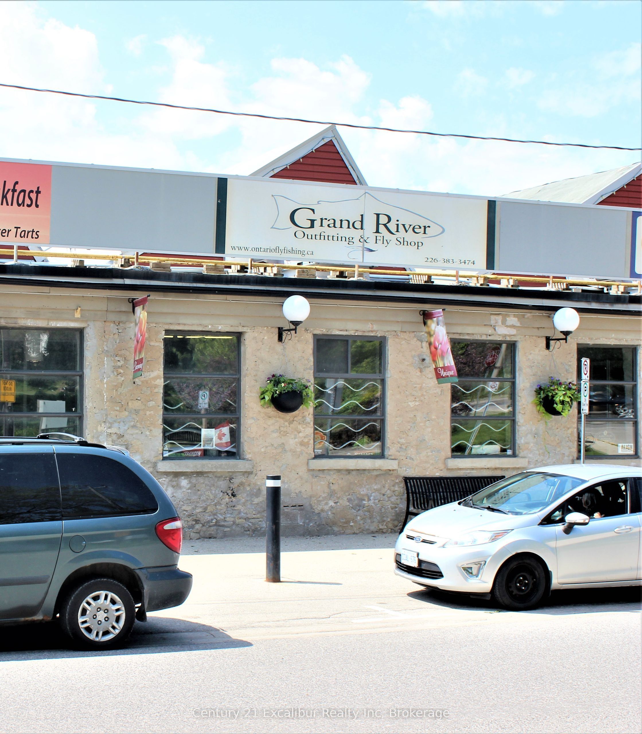 105 Queen Street W 6, Centre Wellington, On N1m 2l3