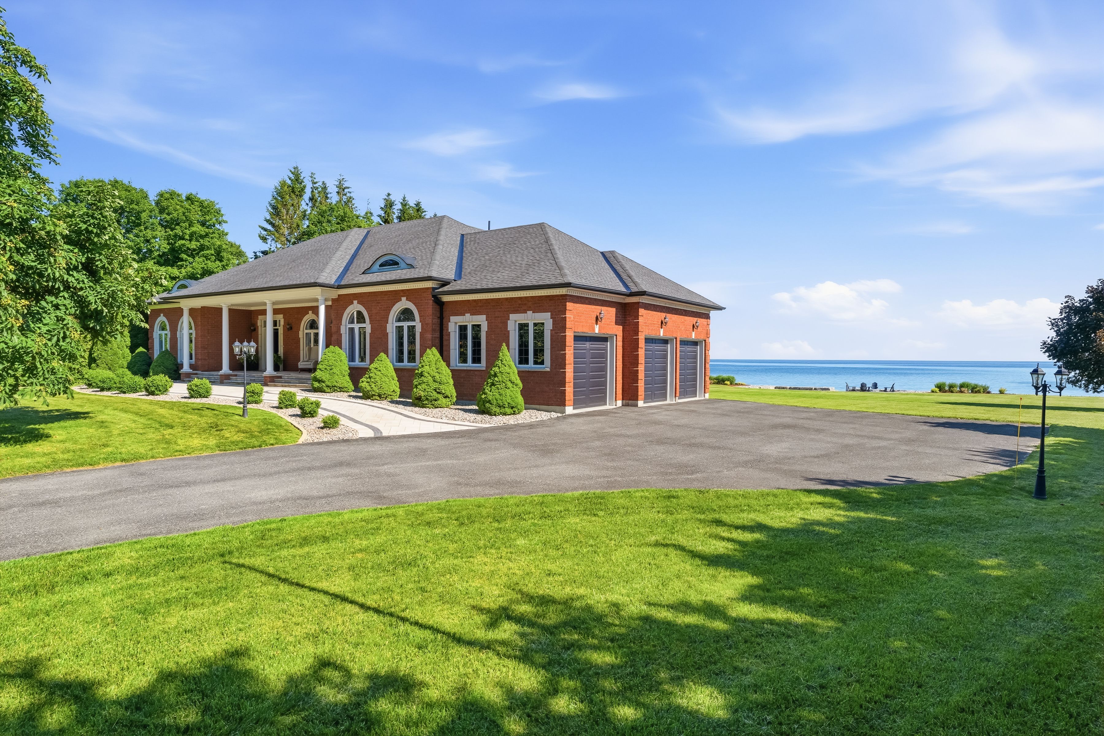 353 Lakeshore Road, Alnwick/Haldimand, On K9a 4j8