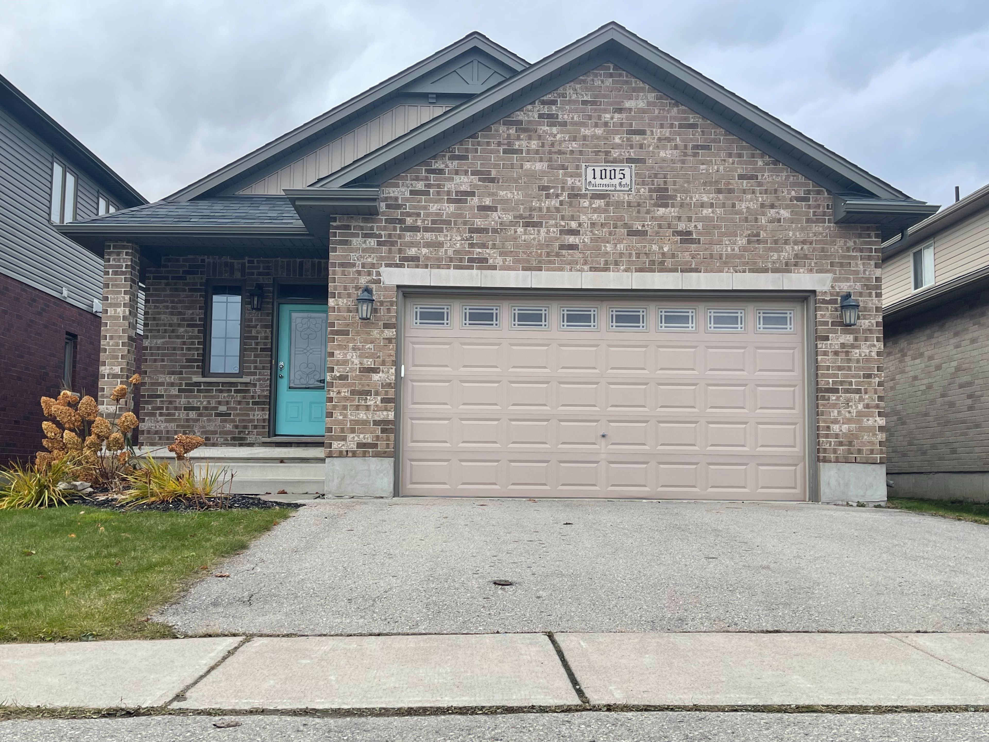 1005 Oakcrossing Gate, London North, On N6h 0e9