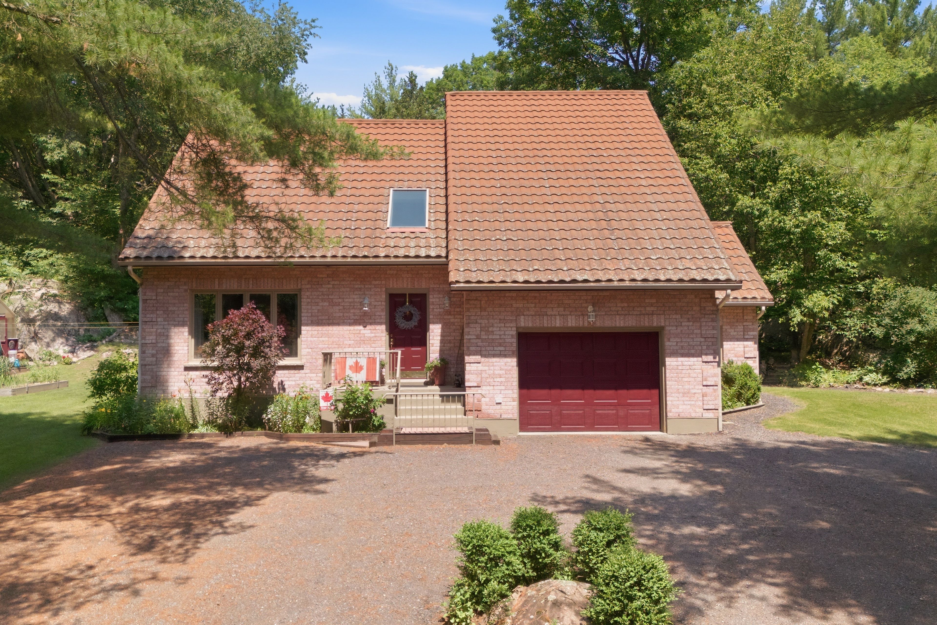 72 Kenner Court, Tweed, On K0k 3j0