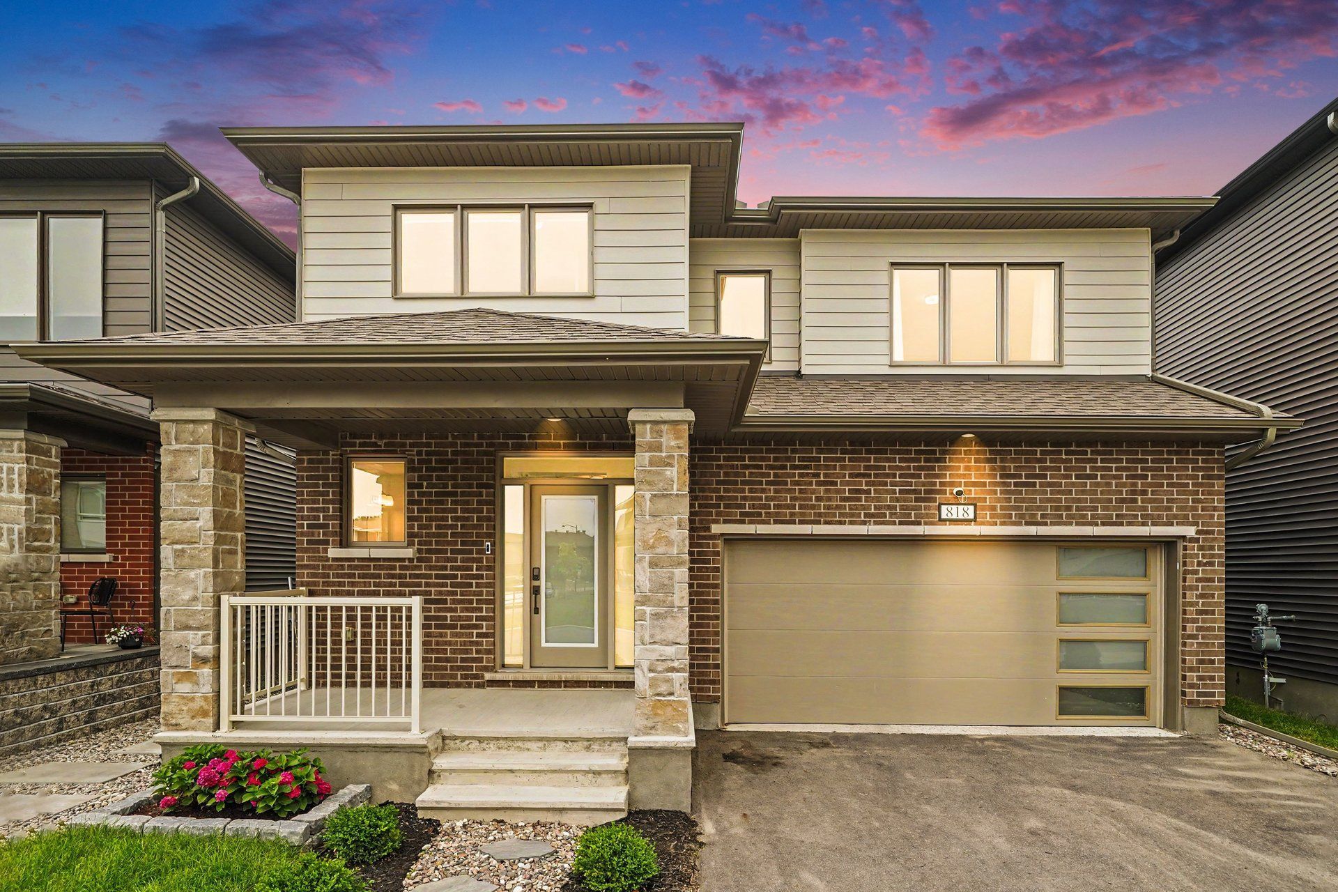 818 Crossgate Street, Barrhaven, On K2j 7e3
