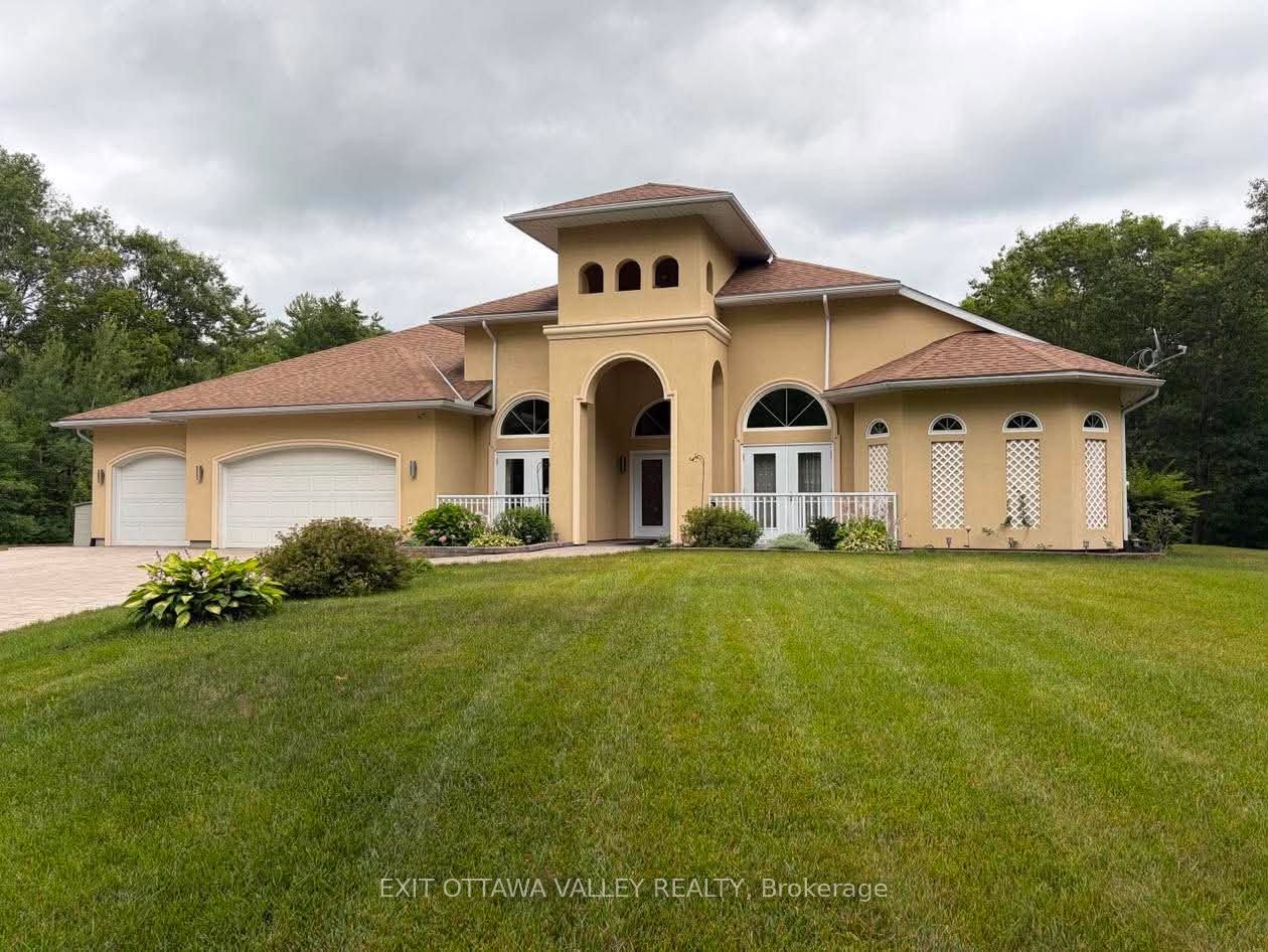 740 Walford Road, Laurentian Valley, On K8a 6w5