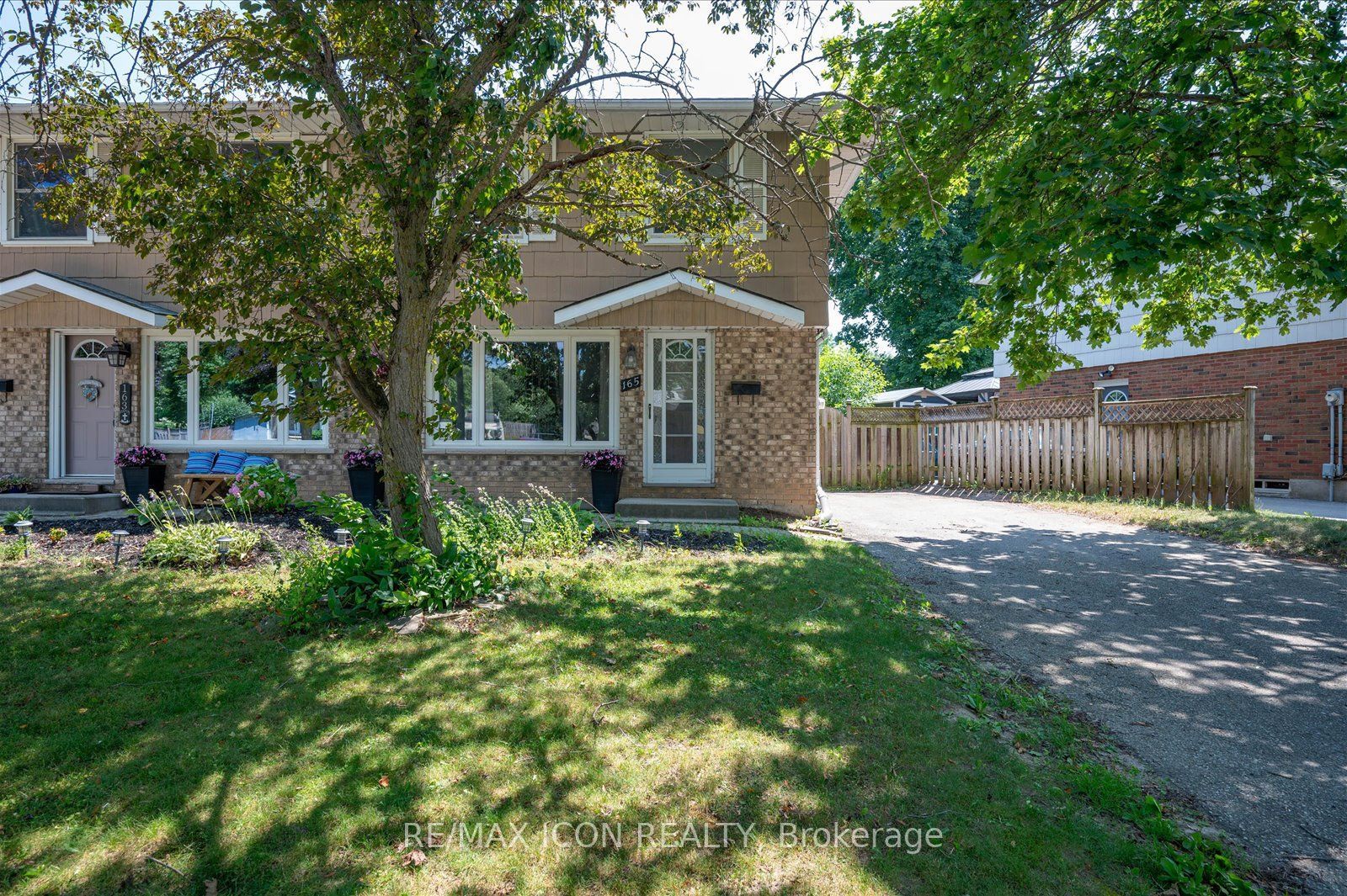 165 Selkirk Drive, Kitchener, On N2e 1m5
