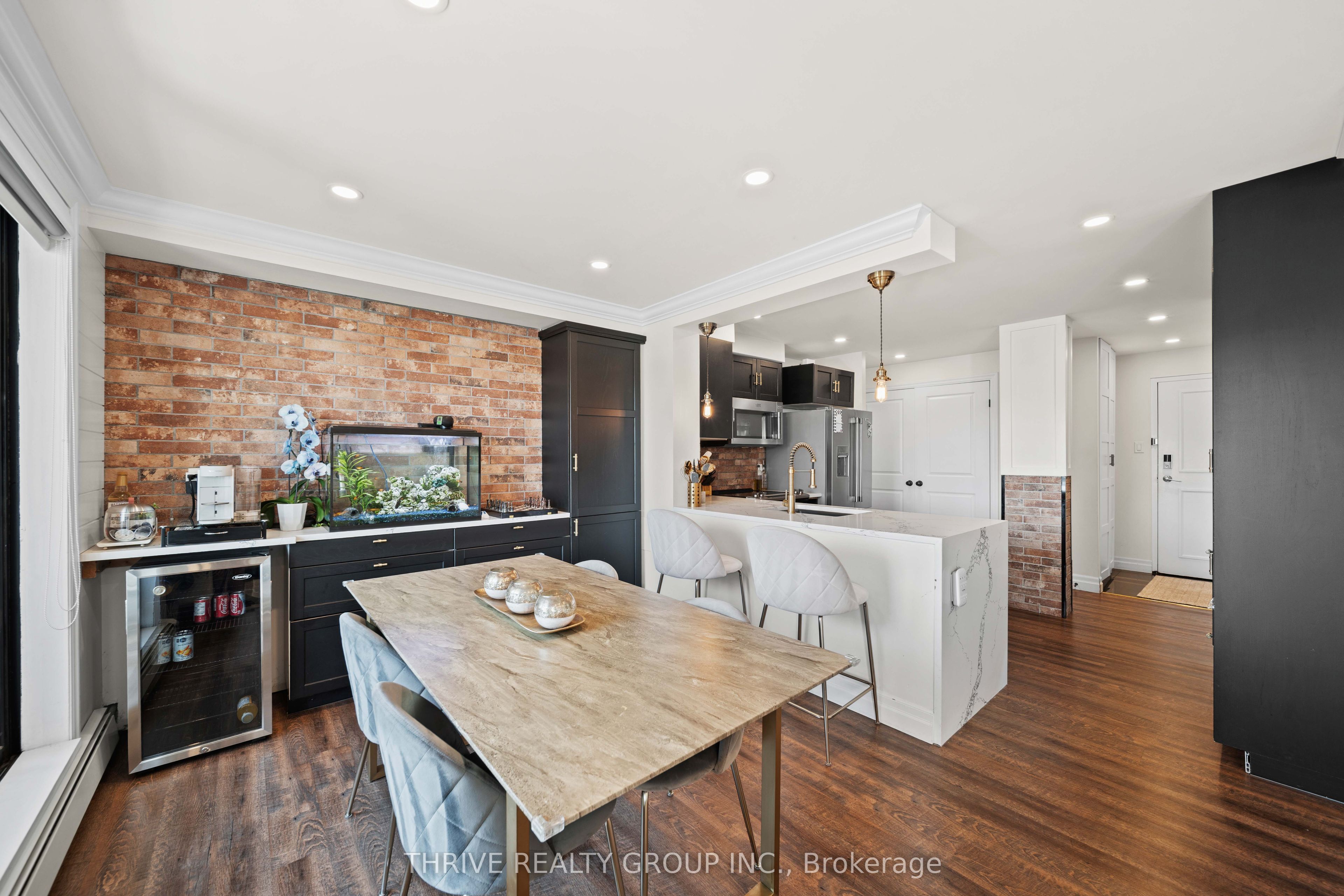 1255 Commissioners Road W 408, London South, On N6k 3n5