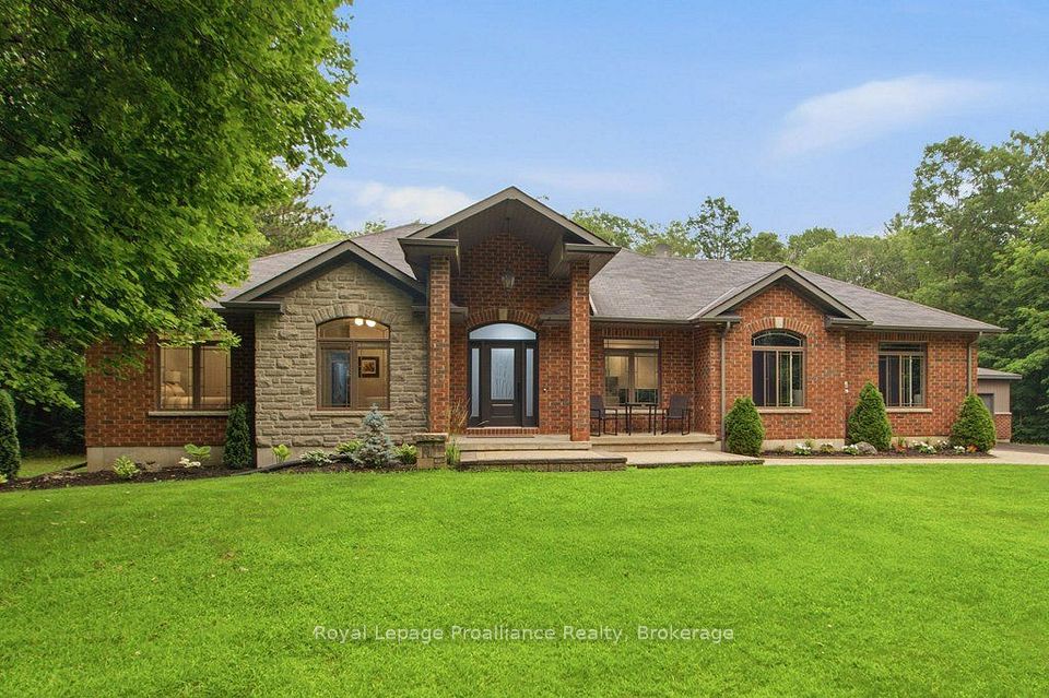 52 Oak Ridge Drive, Quinte West, On K0k 3e0