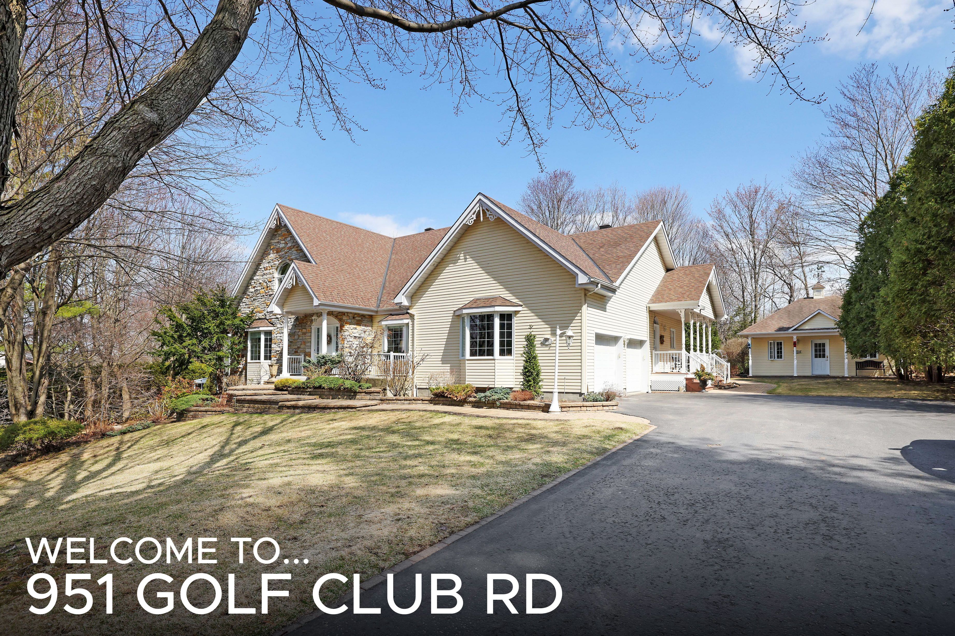 951 Golf Club Road, Hawkesbury, On K6a 2r2