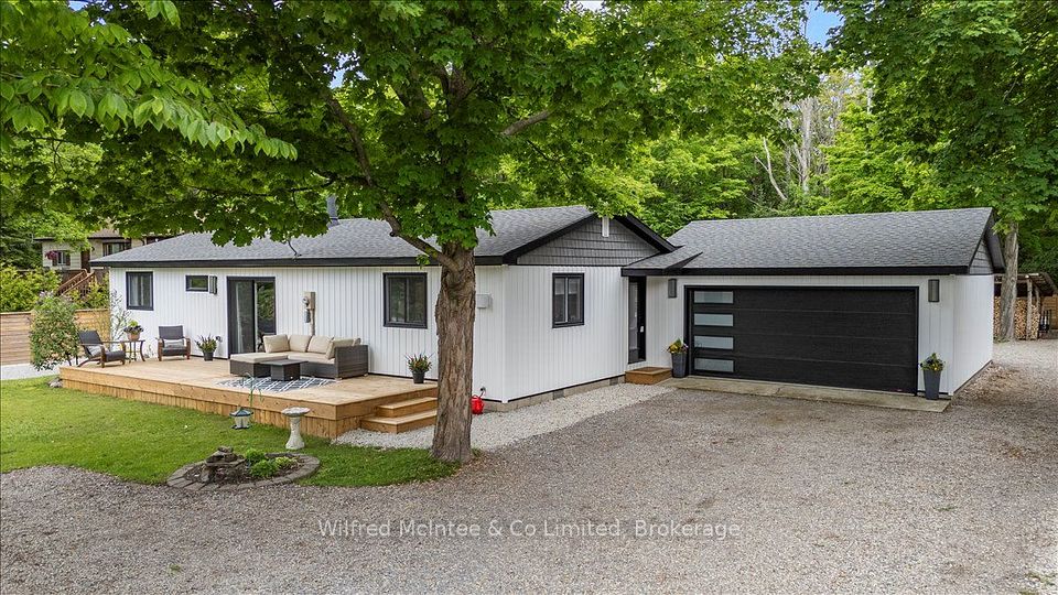 38 Allister Place, South Bruce Peninsula, On N0h 2g0
