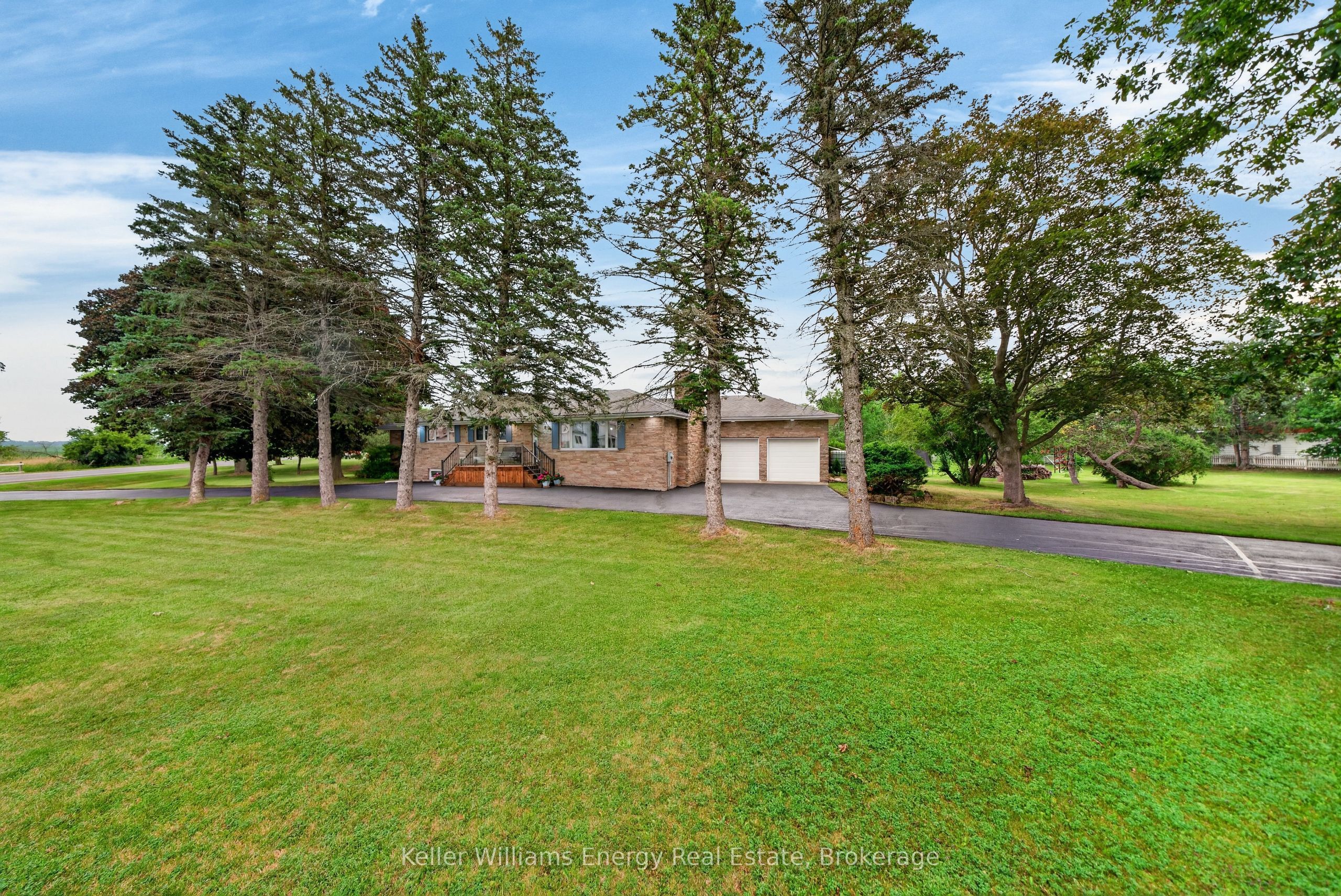 1155 County Road 4, Prince Edward County, On K0k 2t0